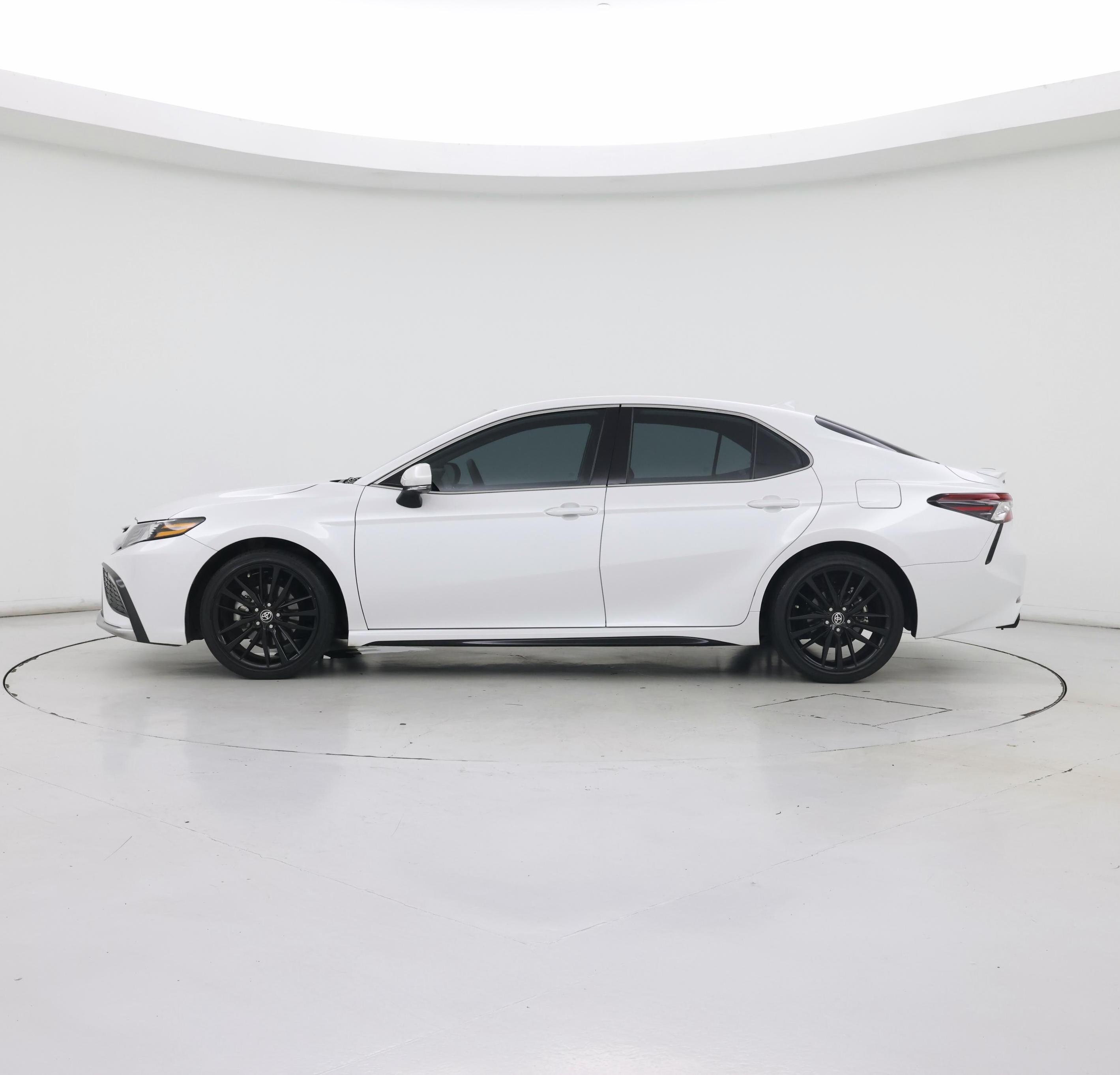Thumbnail: 2023 Toyota Camry - 3