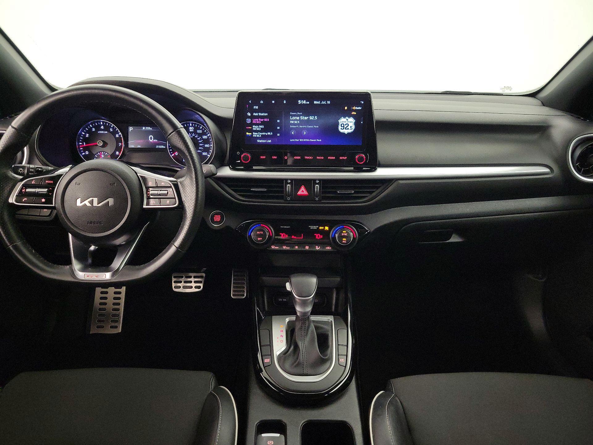 Thumbnail: 2024 Kia Forte - 9