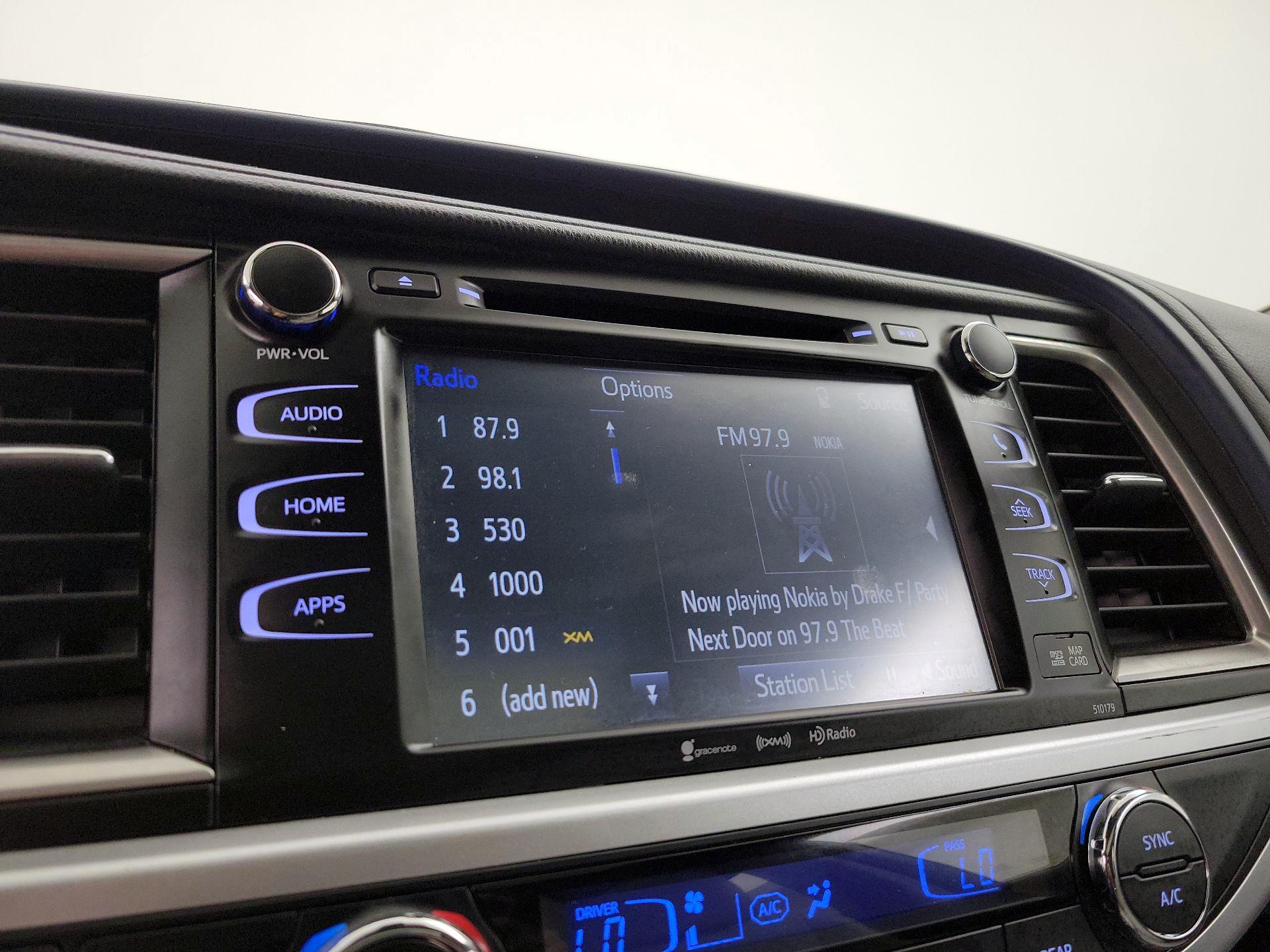 Thumbnail: 2017 Toyota Highlander - 15