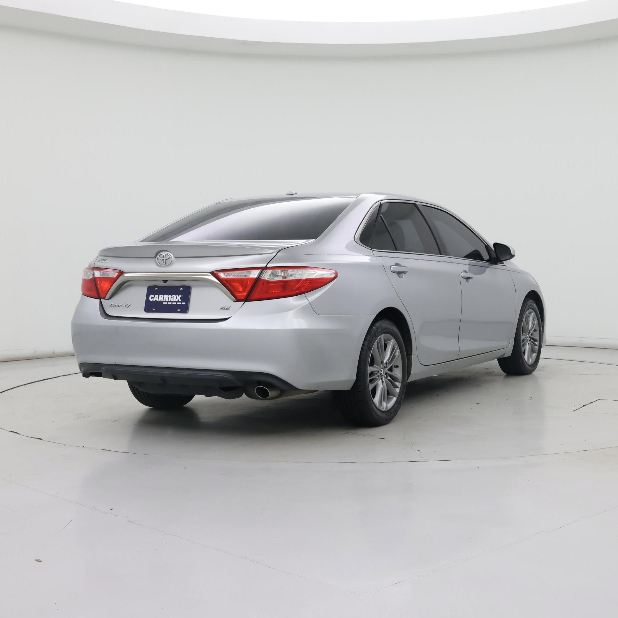 Thumbnail: 2017 Toyota Camry - 8