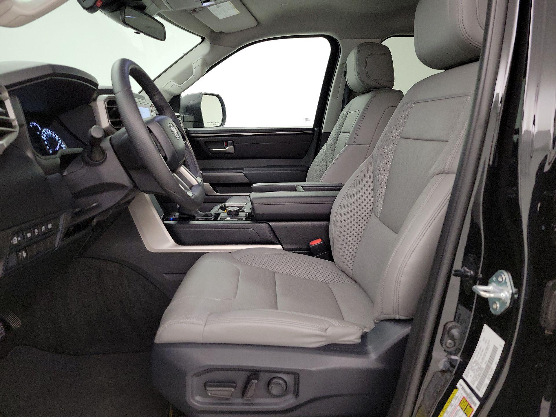 Thumbnail: 2024 Toyota Tundra - 11