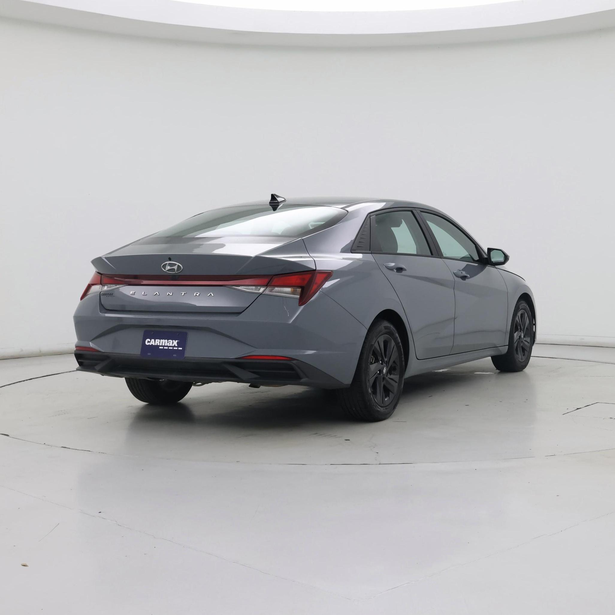 Thumbnail: 2021 Hyundai Elantra - 8