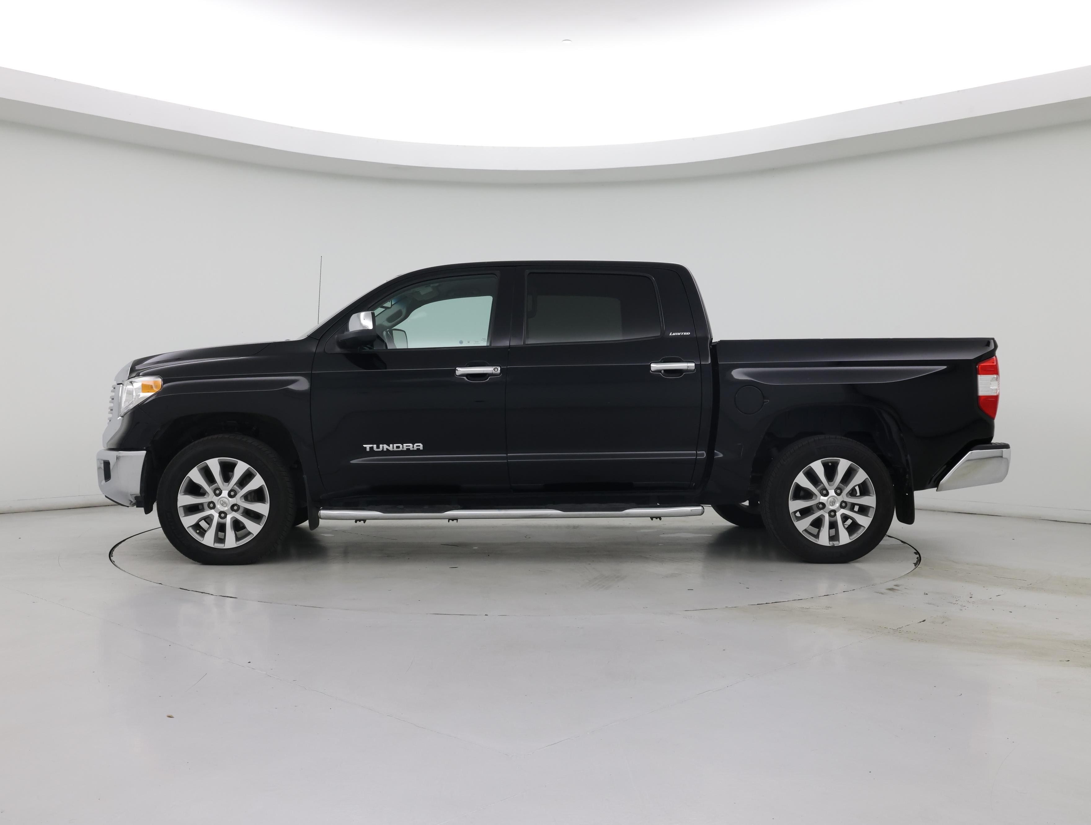 Thumbnail: 2017 Toyota Tundra - 3