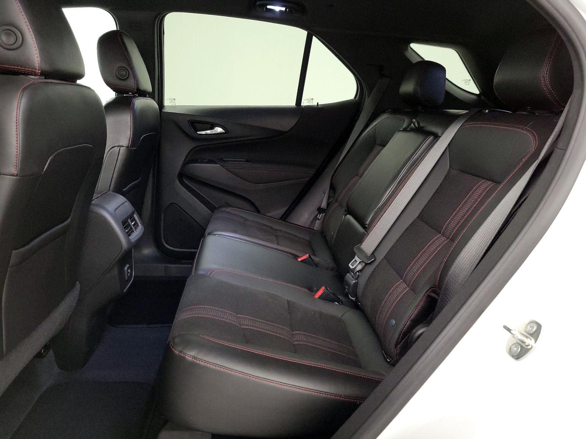 Thumbnail: 2022 Chevrolet Equinox - 18
