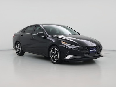 Black 2023 Hyundai Elantra Limited