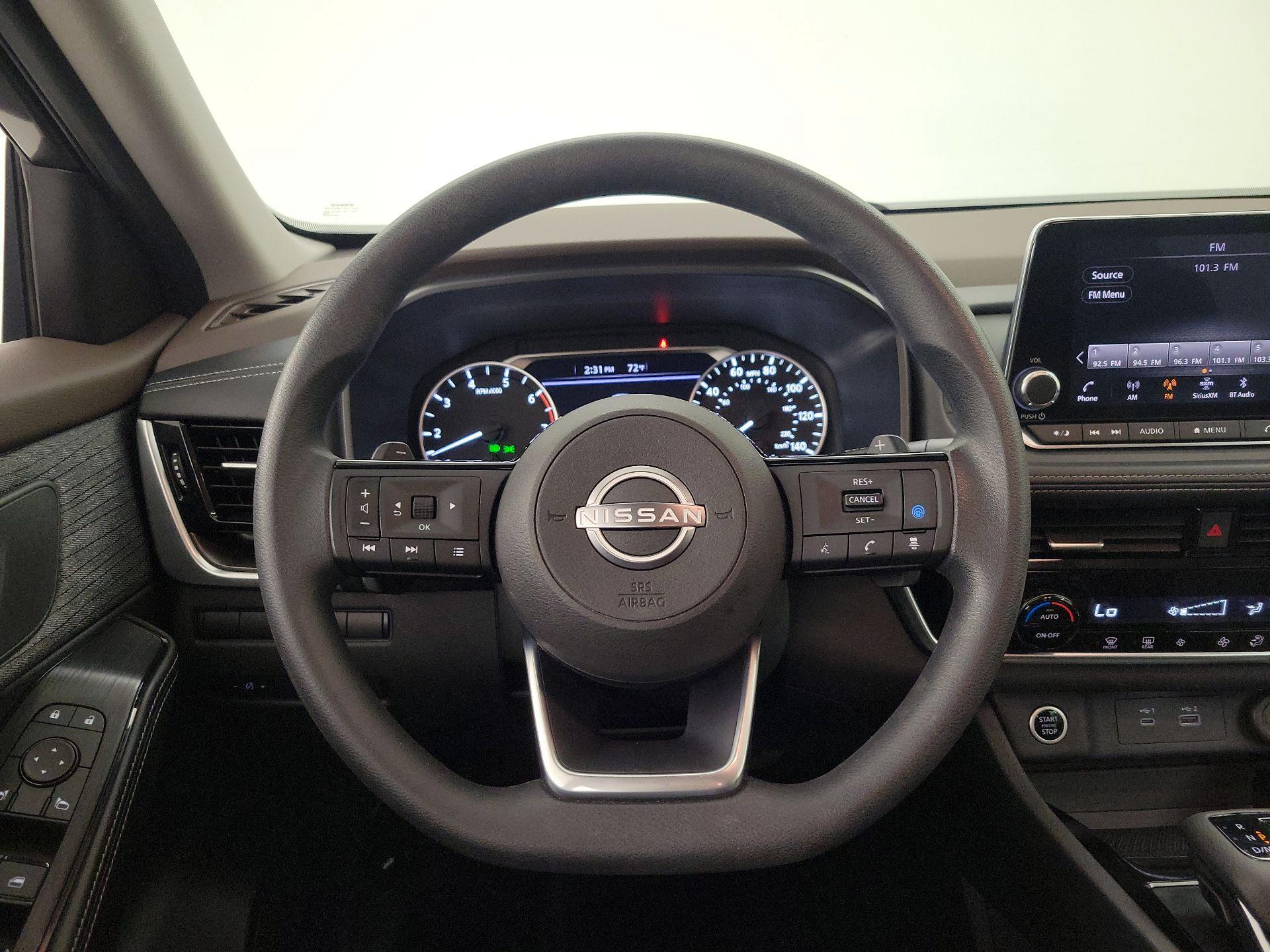 Thumbnail: 2022 Nissan Rogue - 10