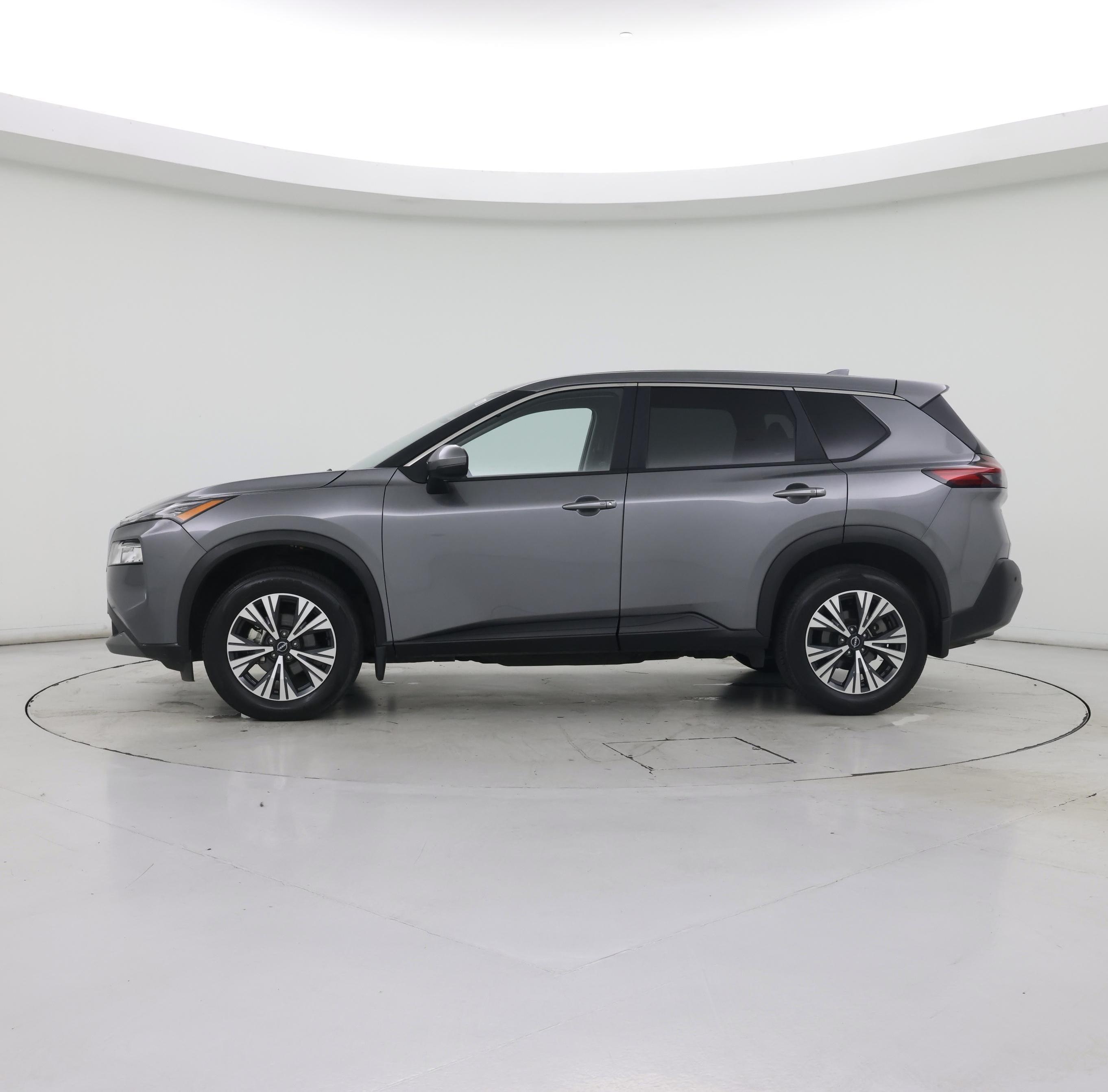 Thumbnail: 2022 Nissan Rogue - 3