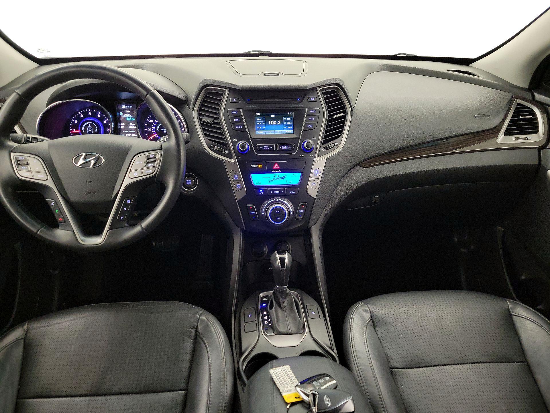 Thumbnail: 2016 Hyundai Santa Fe - 9