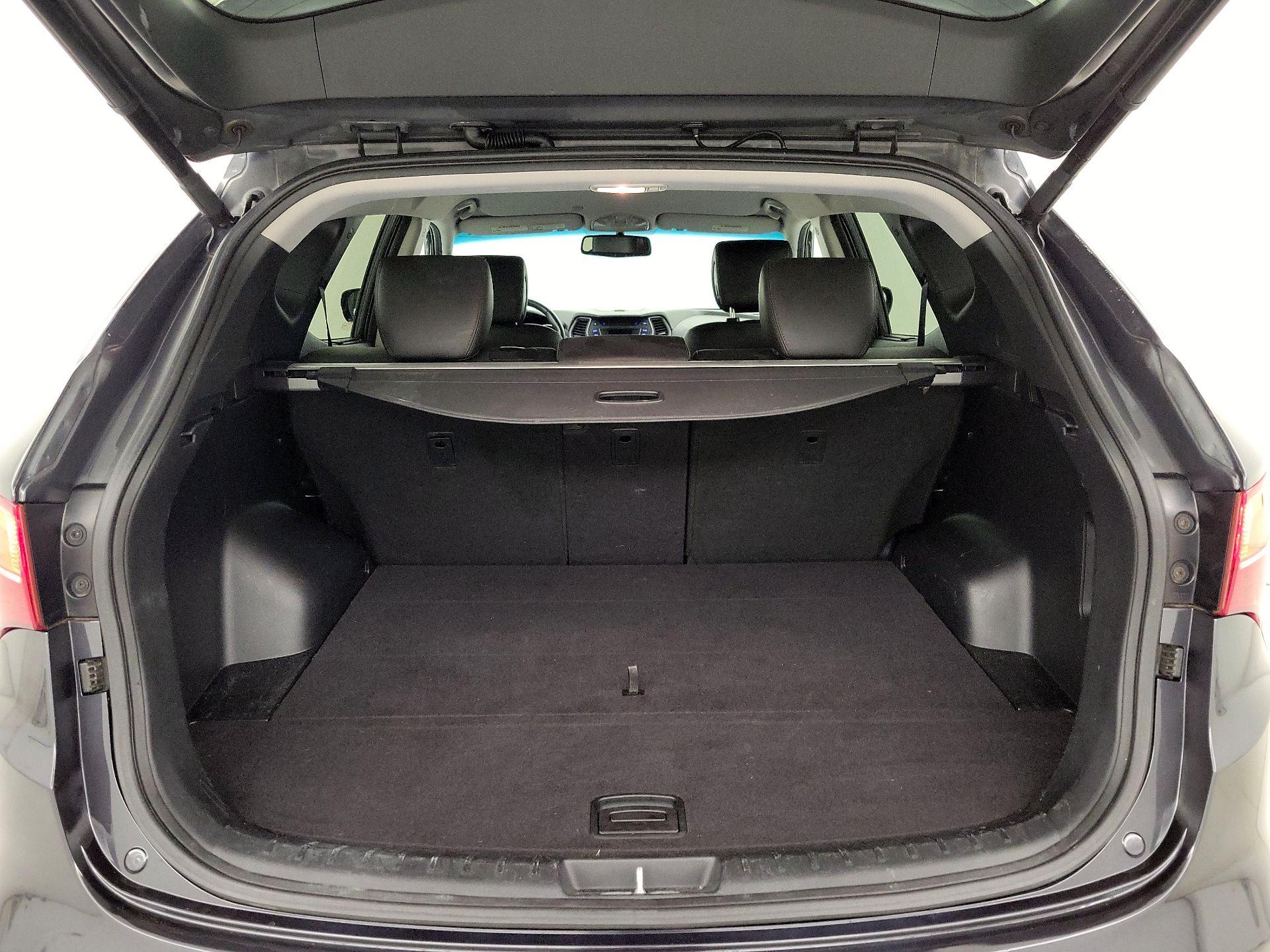 Thumbnail: 2016 Hyundai Santa Fe - 20