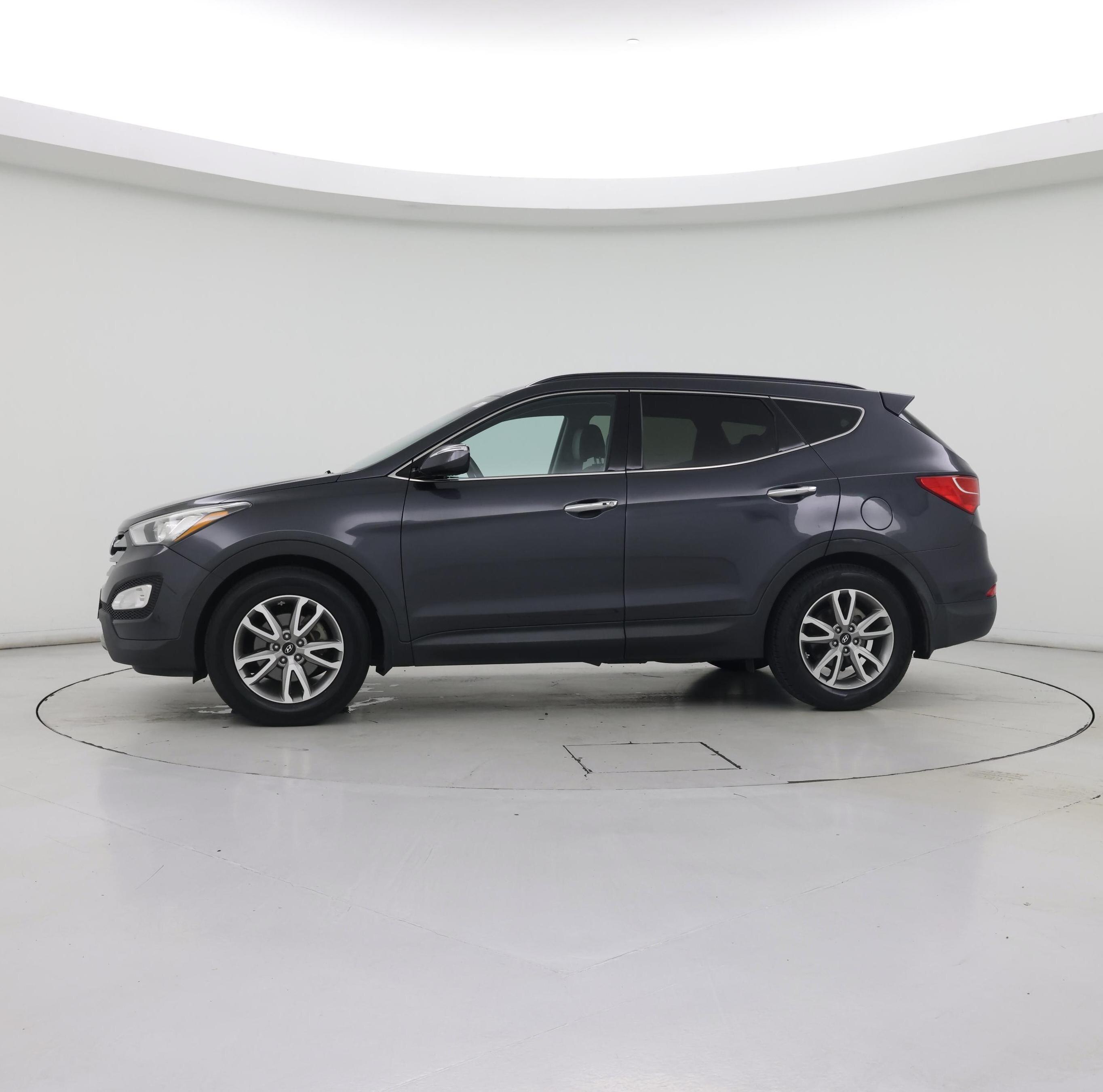 Thumbnail: 2016 Hyundai Santa Fe - 3