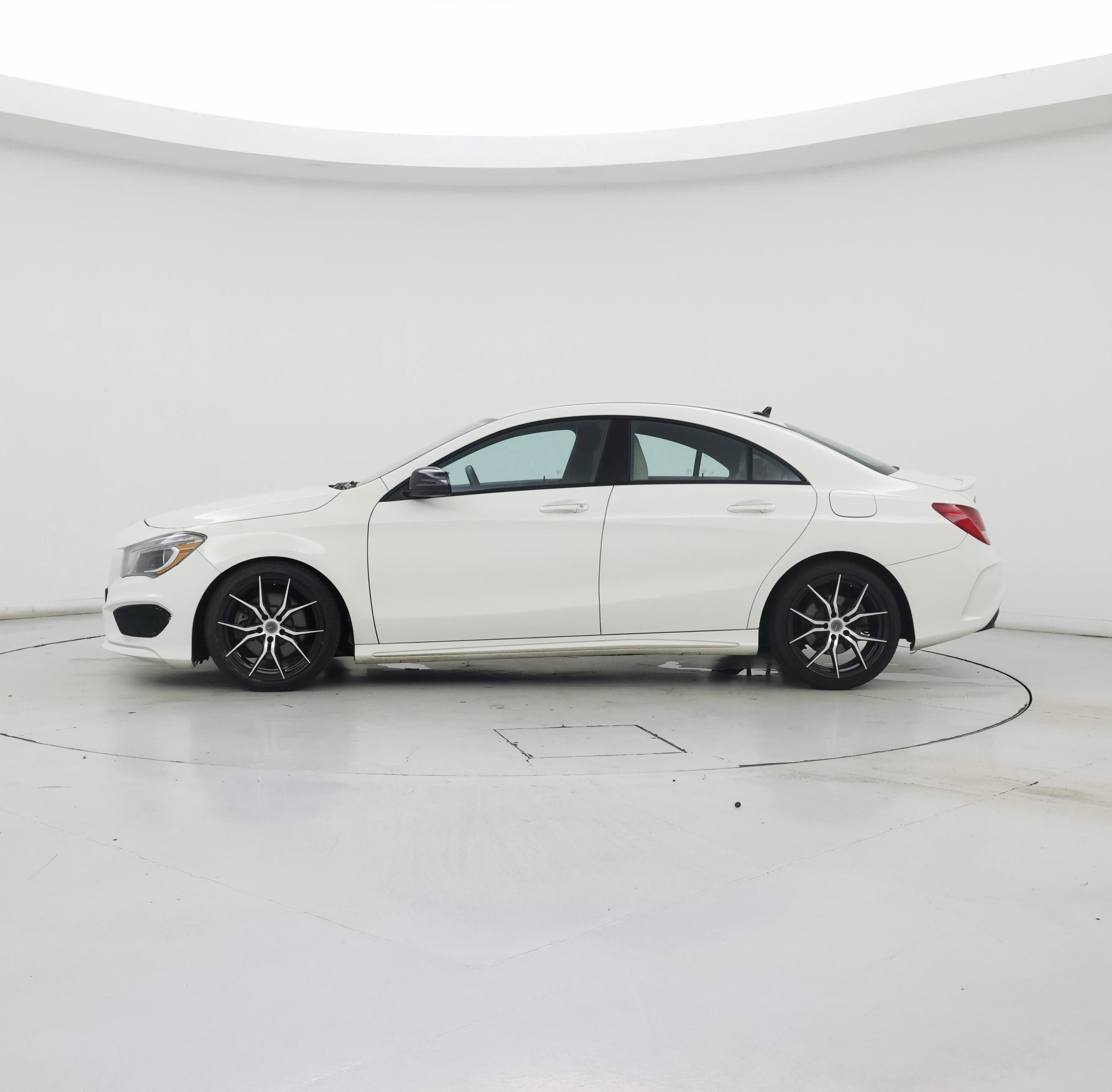 Thumbnail: 2016 Mercedes-Benz CLA - 3