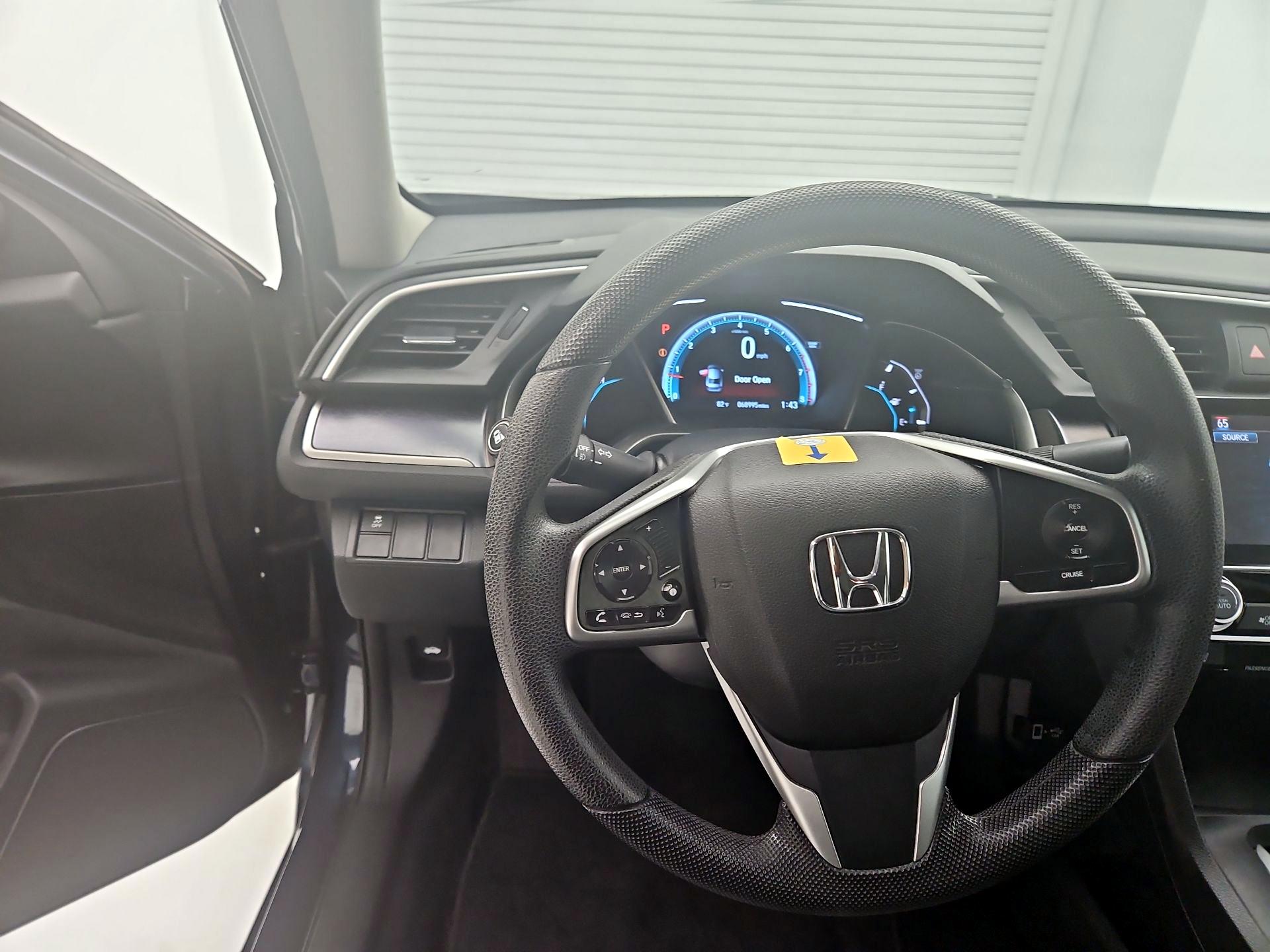 Thumbnail: 2017 Honda Civic - 10