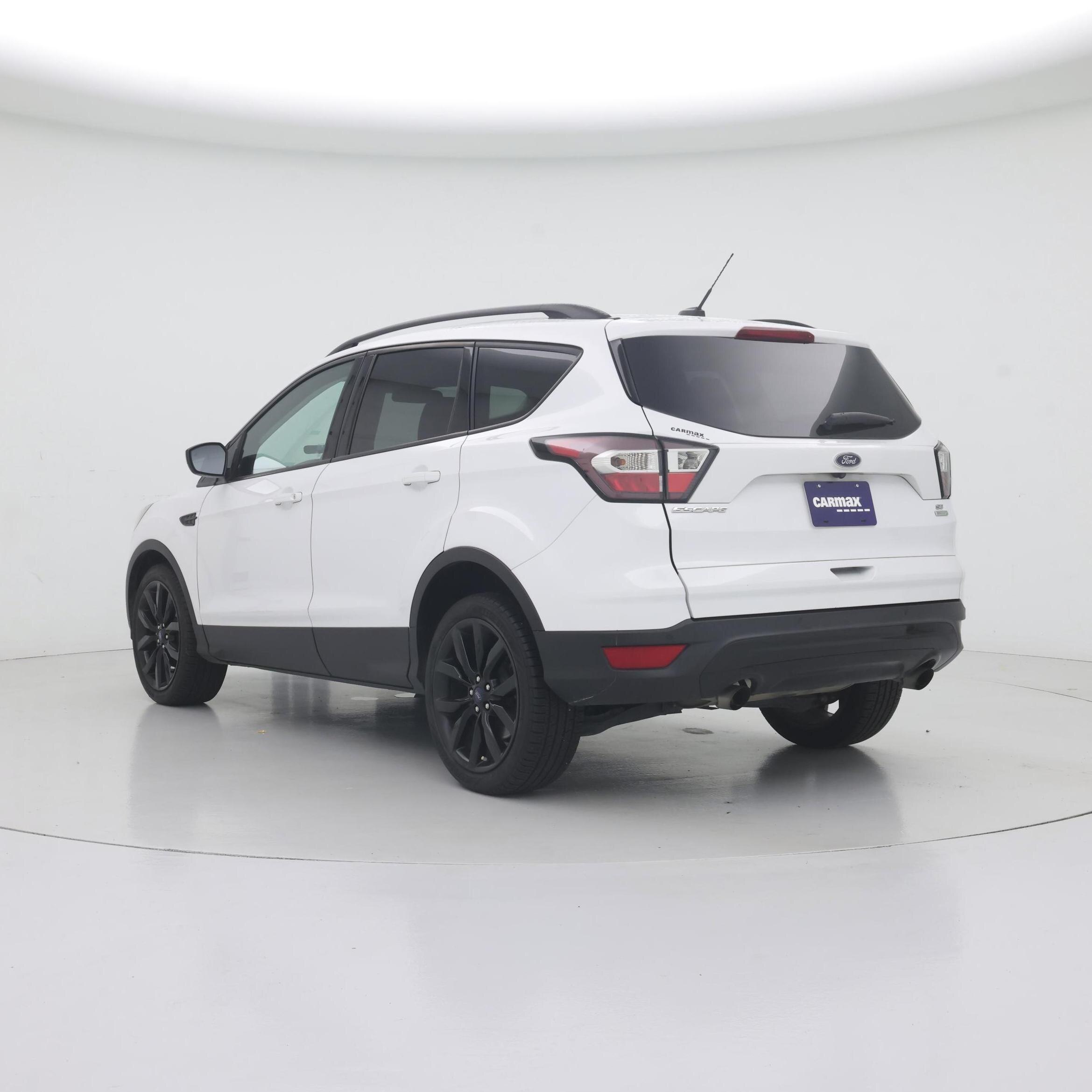 Thumbnail: 2017 Ford Escape - 2