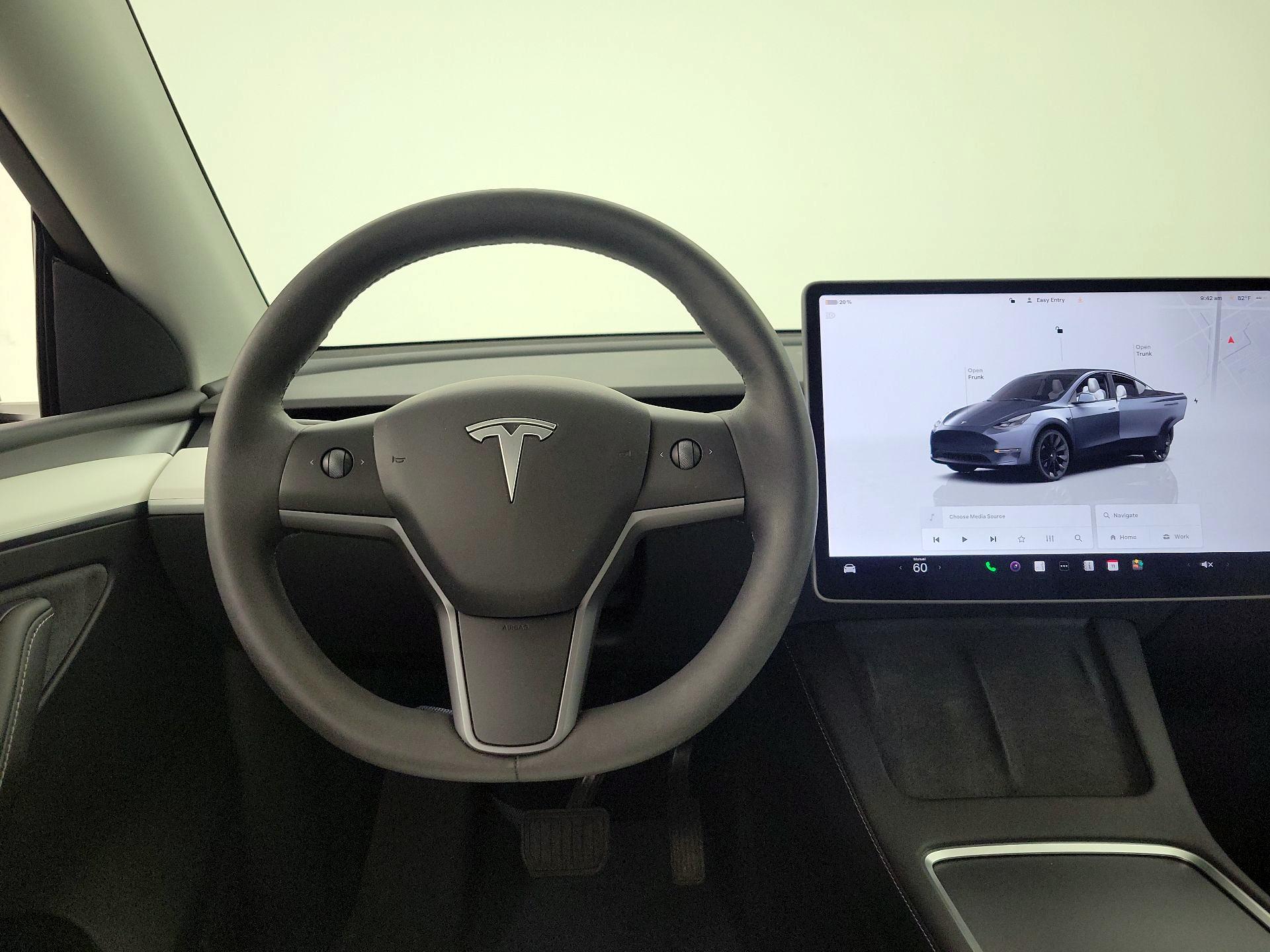 Thumbnail: 2023 Tesla Model Y - 10