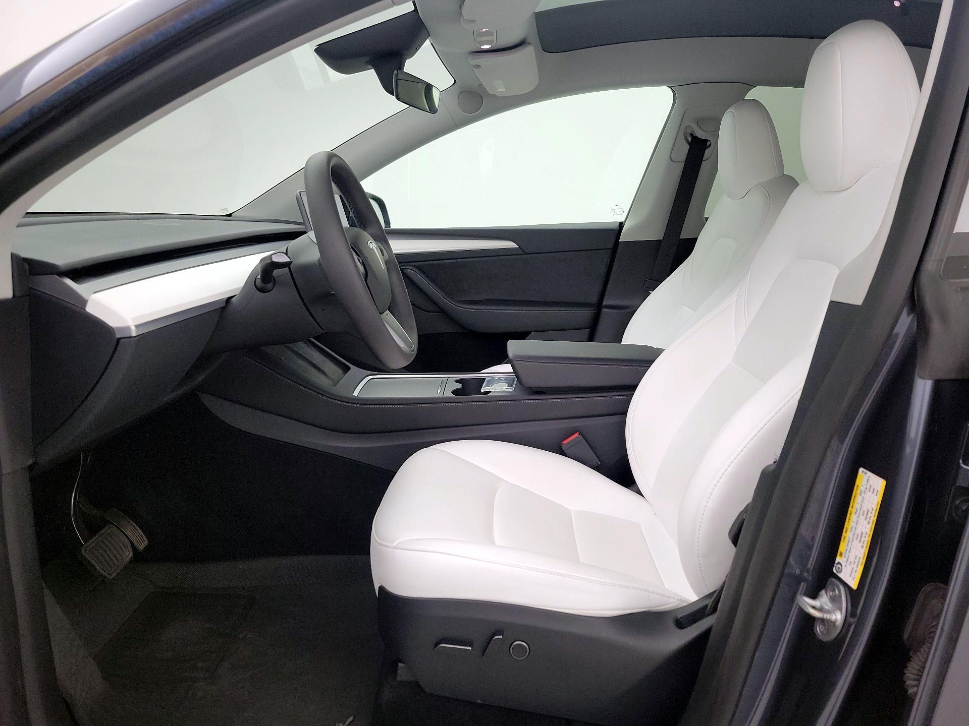 Thumbnail: 2023 Tesla Model Y - 11
