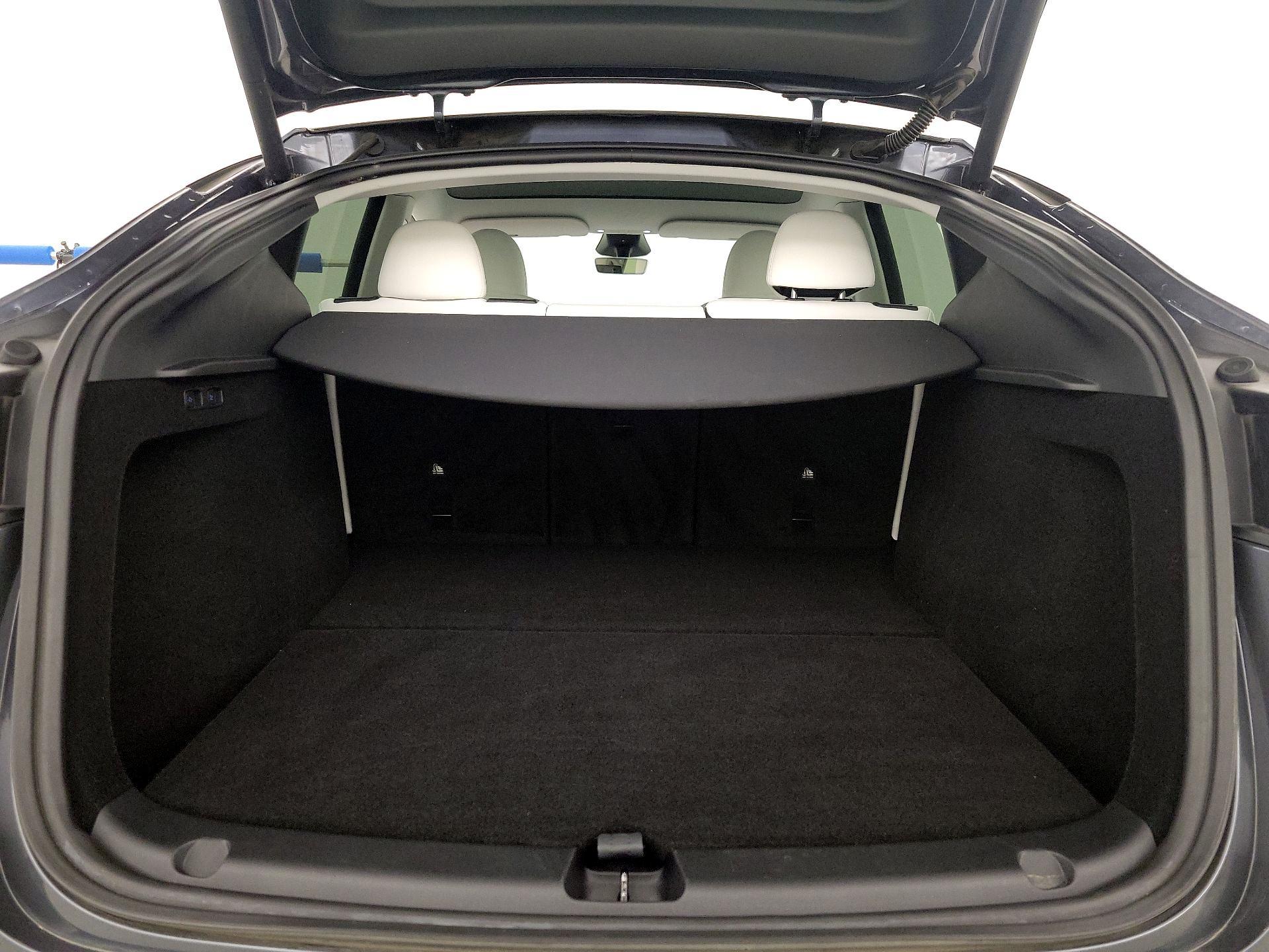 Thumbnail: 2023 Tesla Model Y - 18