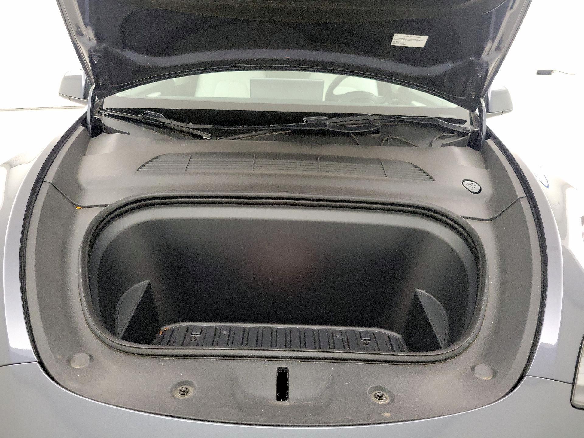 Thumbnail: 2023 Tesla Model Y - 19