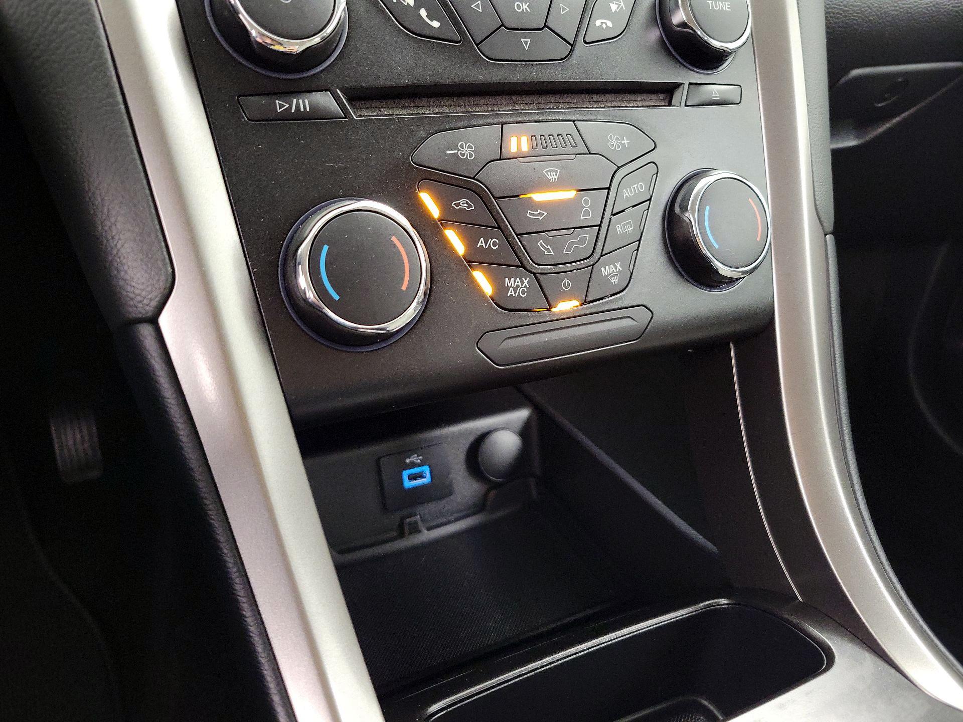 Thumbnail: 2018 Ford Fusion - 16