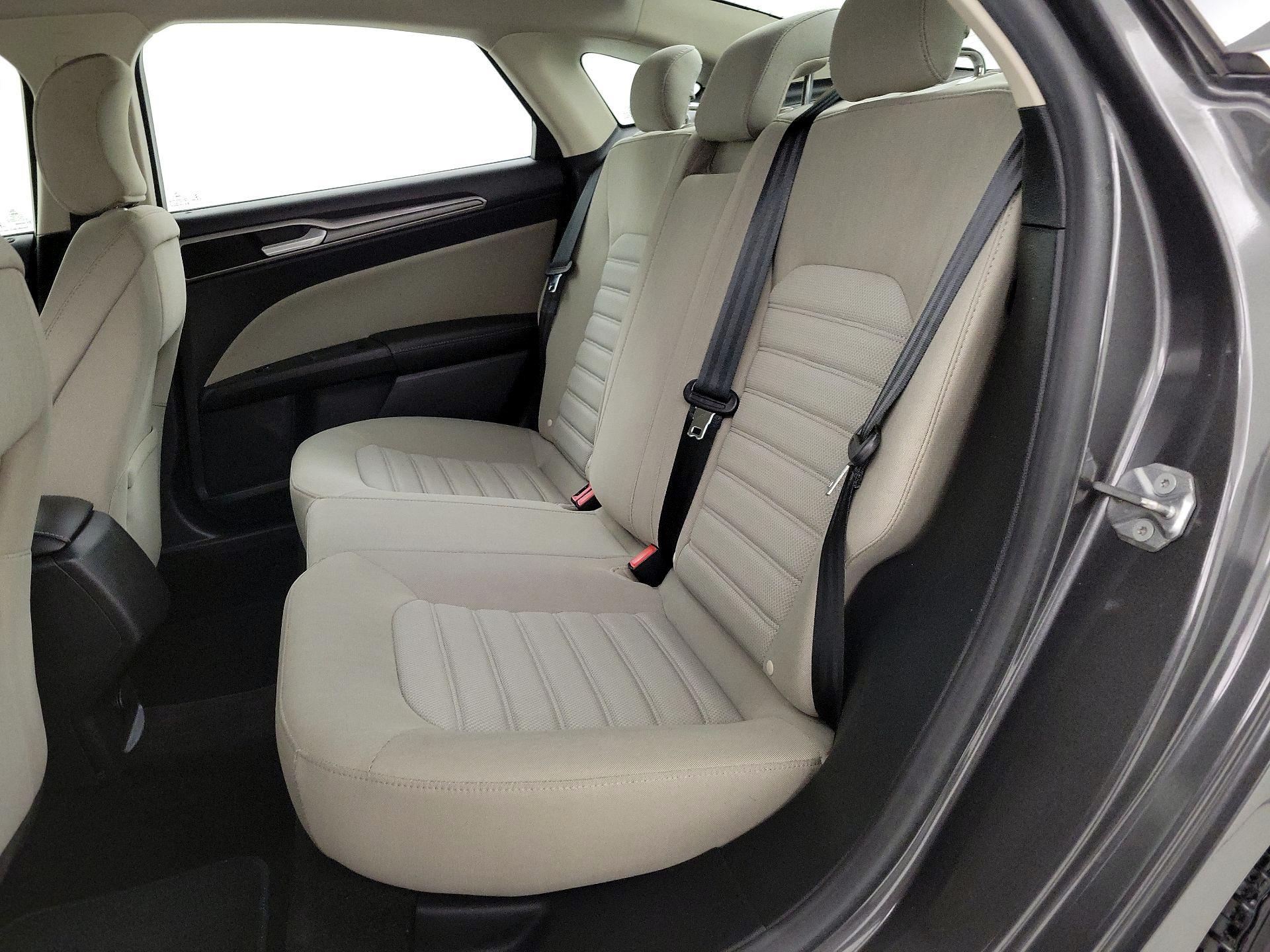 Thumbnail: 2018 Ford Fusion - 19