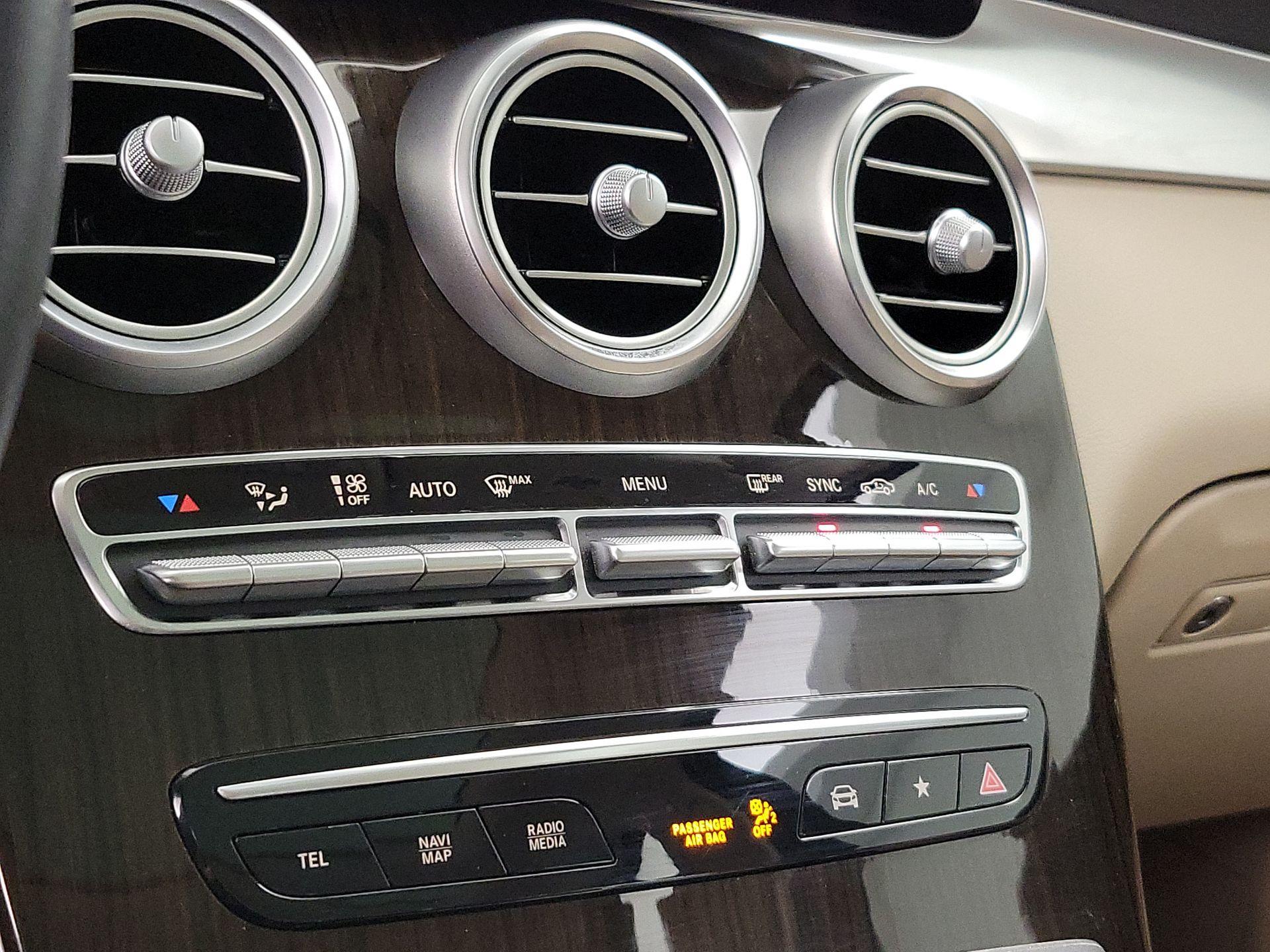 Thumbnail: 2021 Mercedes-Benz GLC - 16