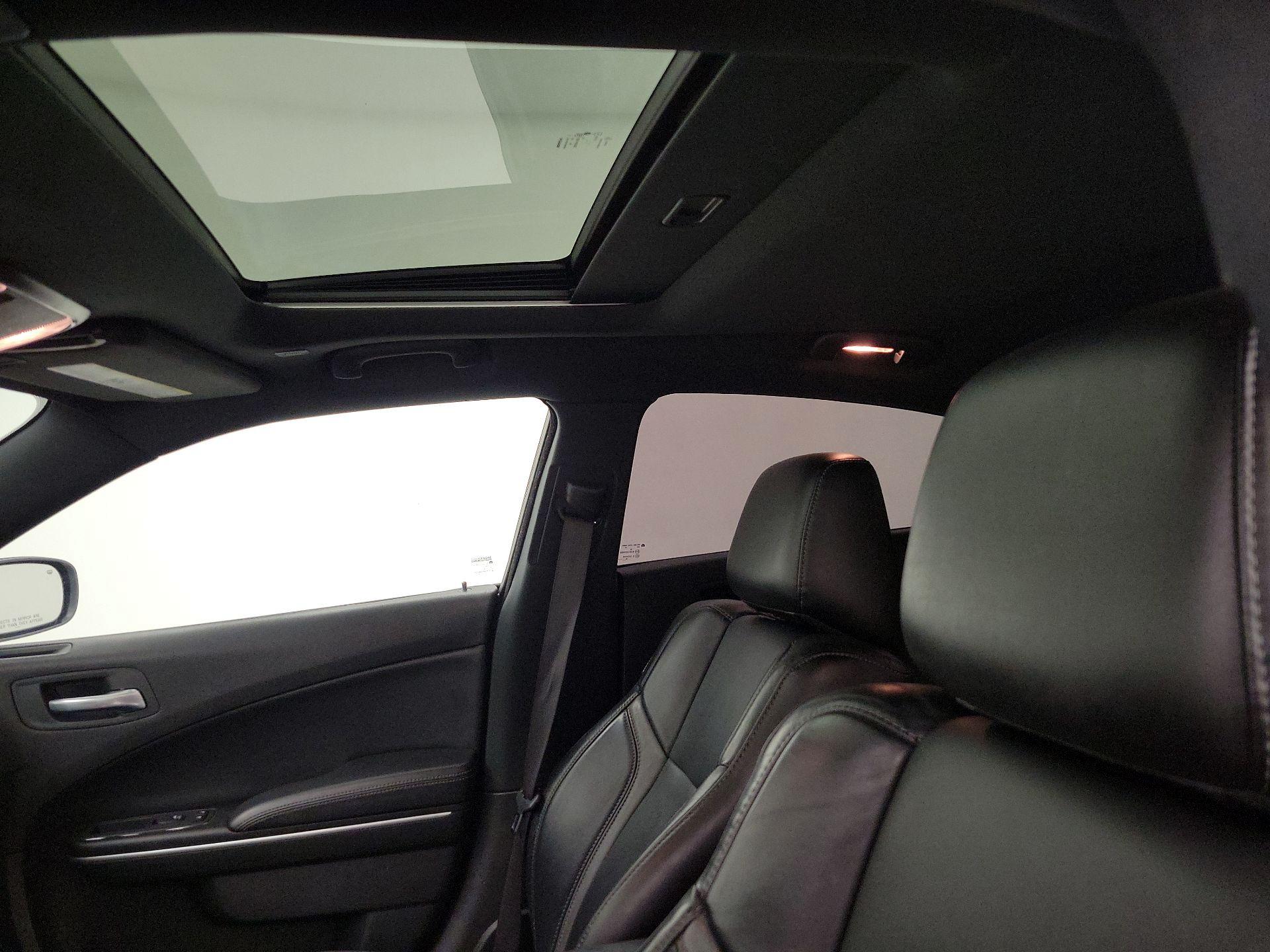 Thumbnail: 2022 Dodge Charger - 18
