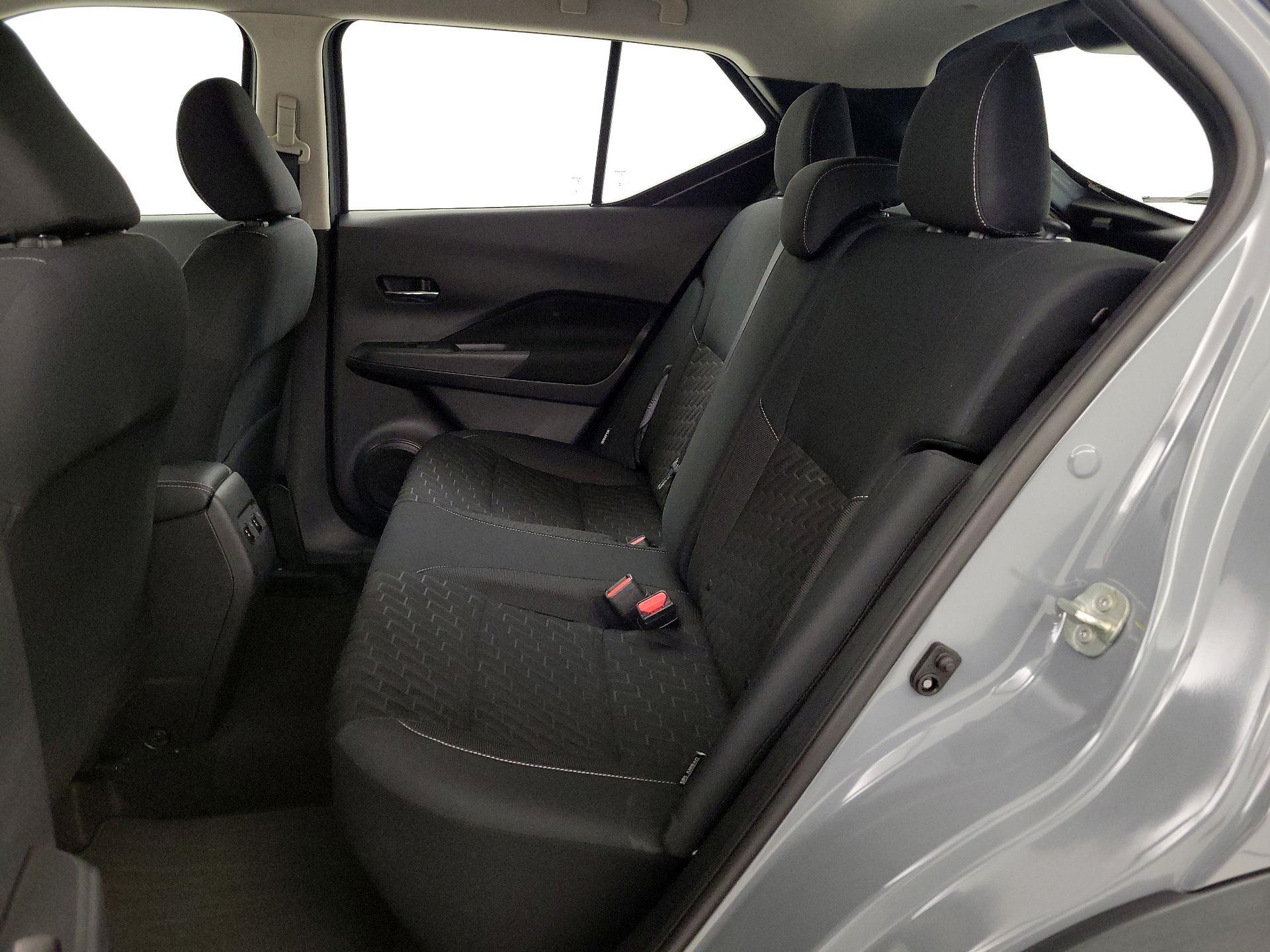 Thumbnail: 2021 Nissan Kicks - 18