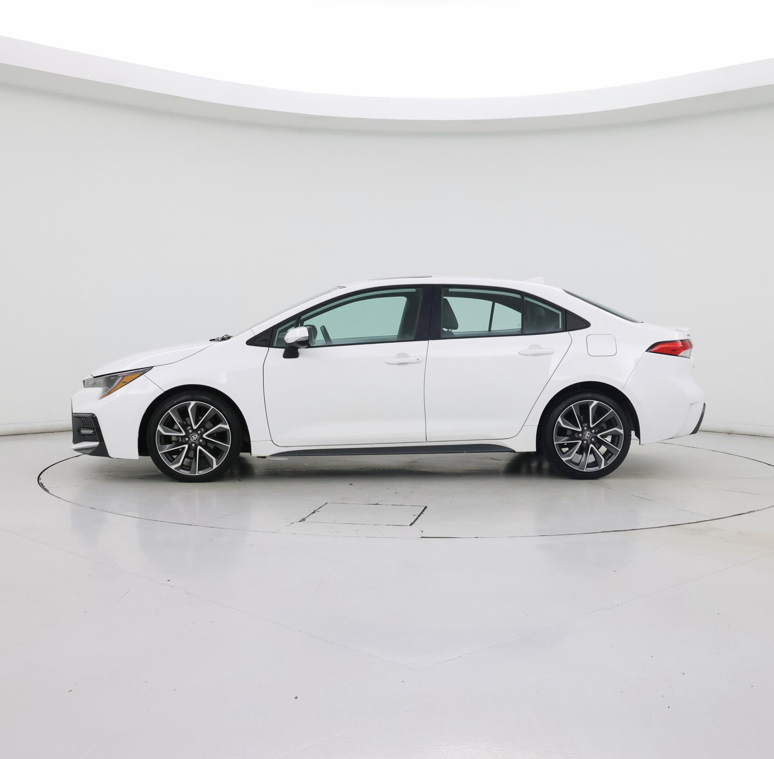 Thumbnail: 2022 Toyota Corolla - 3
