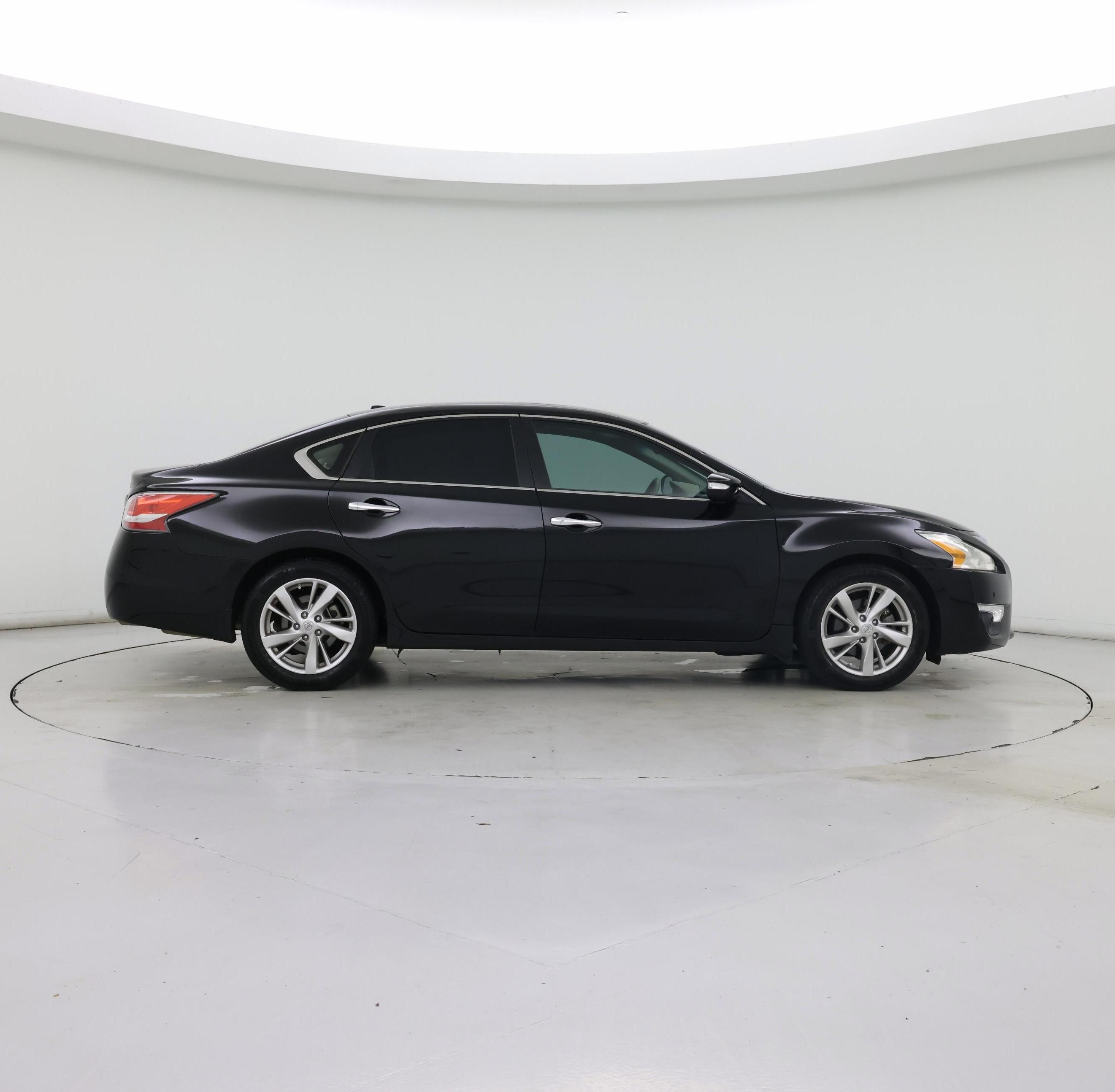 Thumbnail: 2015 Nissan Altima - 7