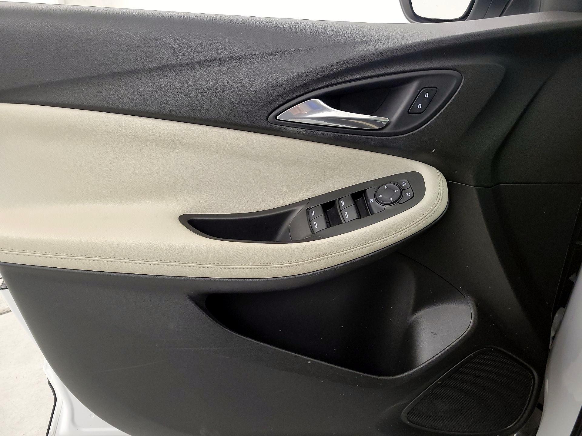 Thumbnail: 2021 Buick Encore GX - 12