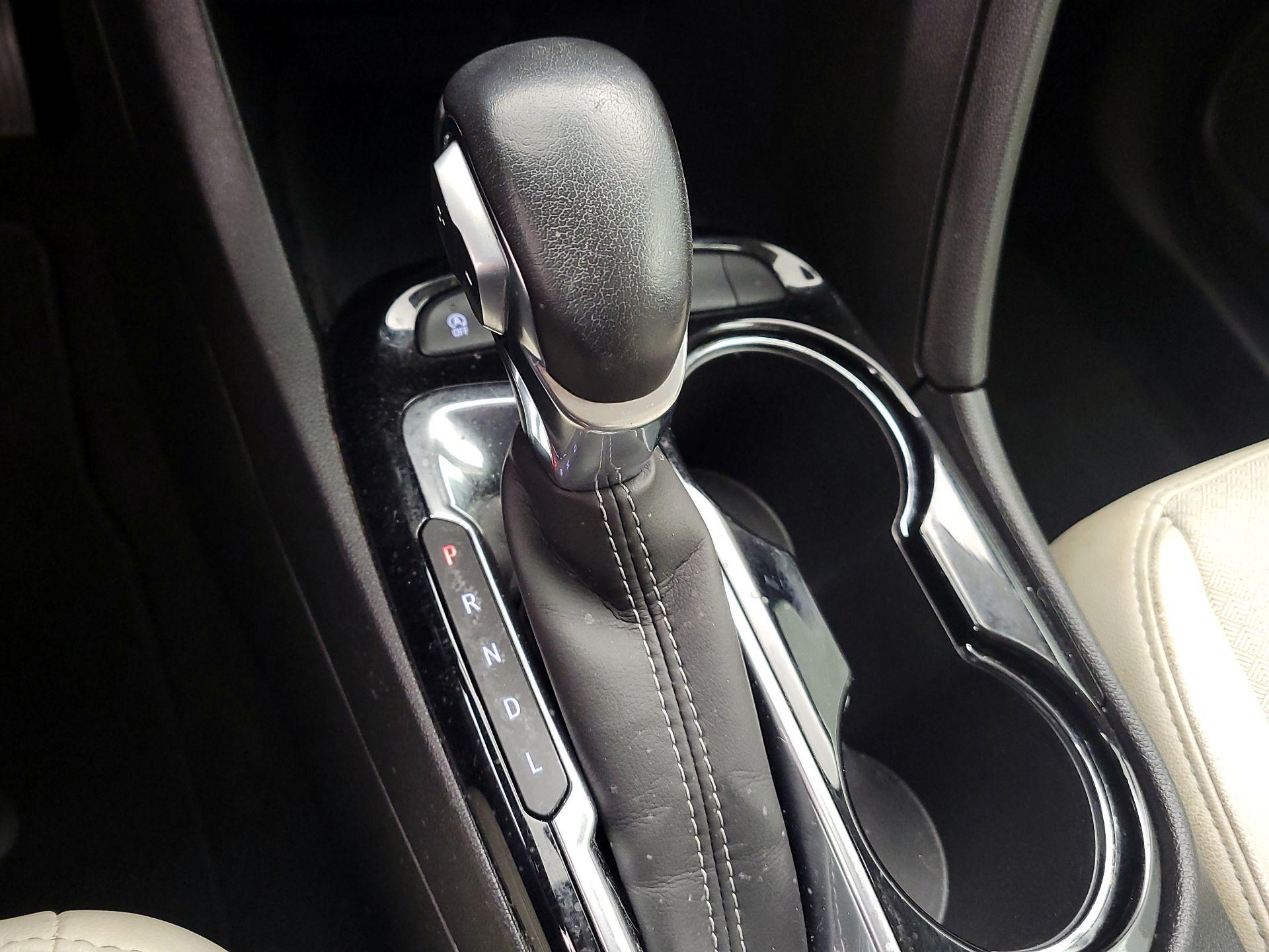 Thumbnail: 2021 Buick Encore GX - 17