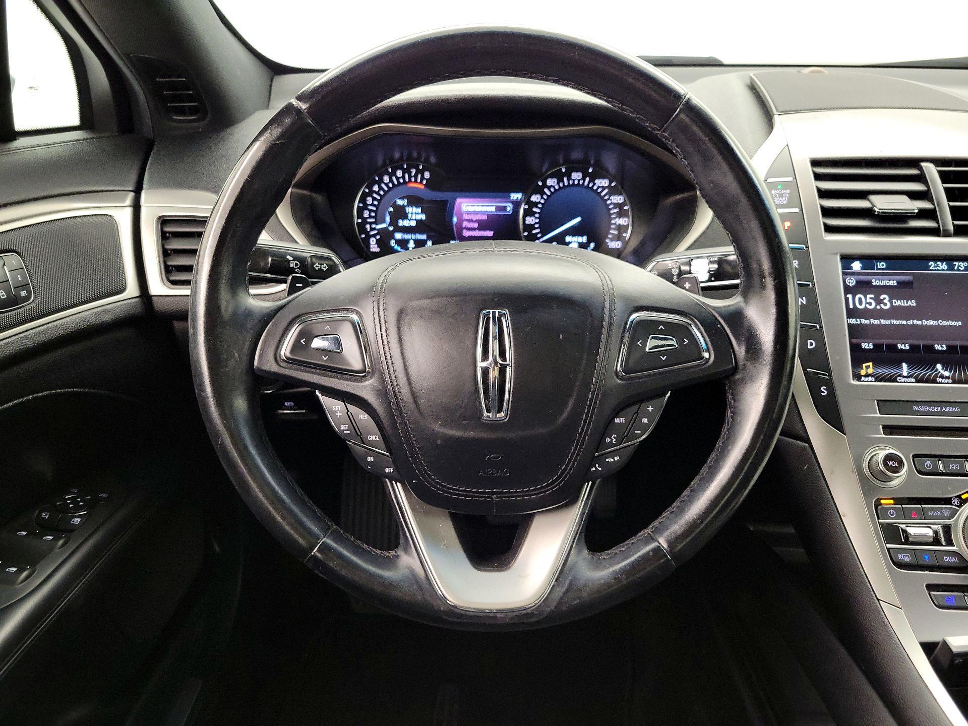 Thumbnail: 2017 Lincoln MKZ - 10