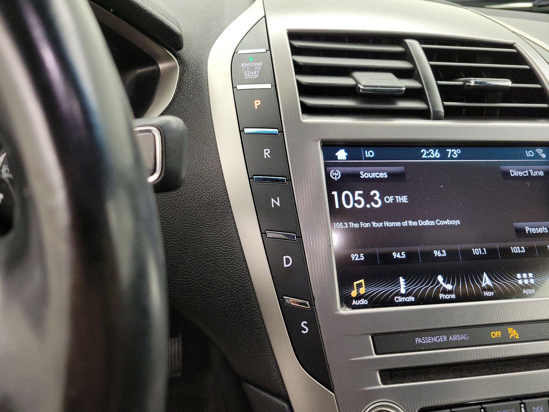 Thumbnail: 2017 Lincoln MKZ - 17