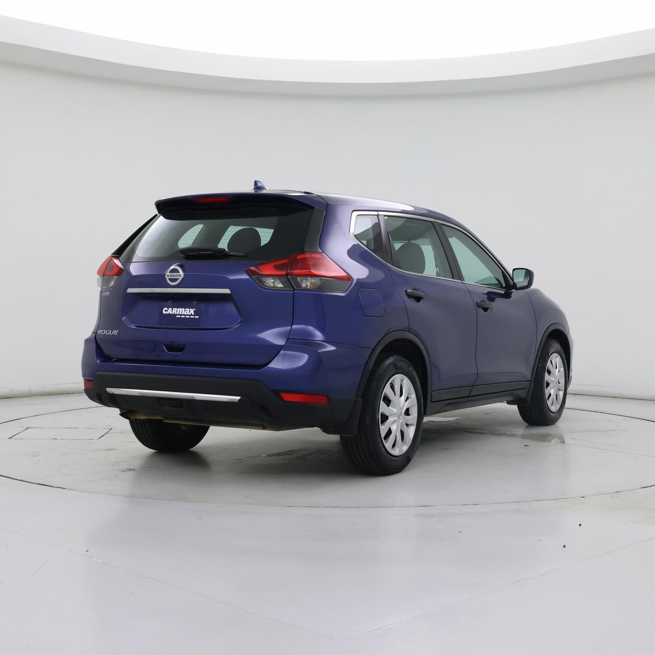 Thumbnail: 2017 Nissan Rogue - 8