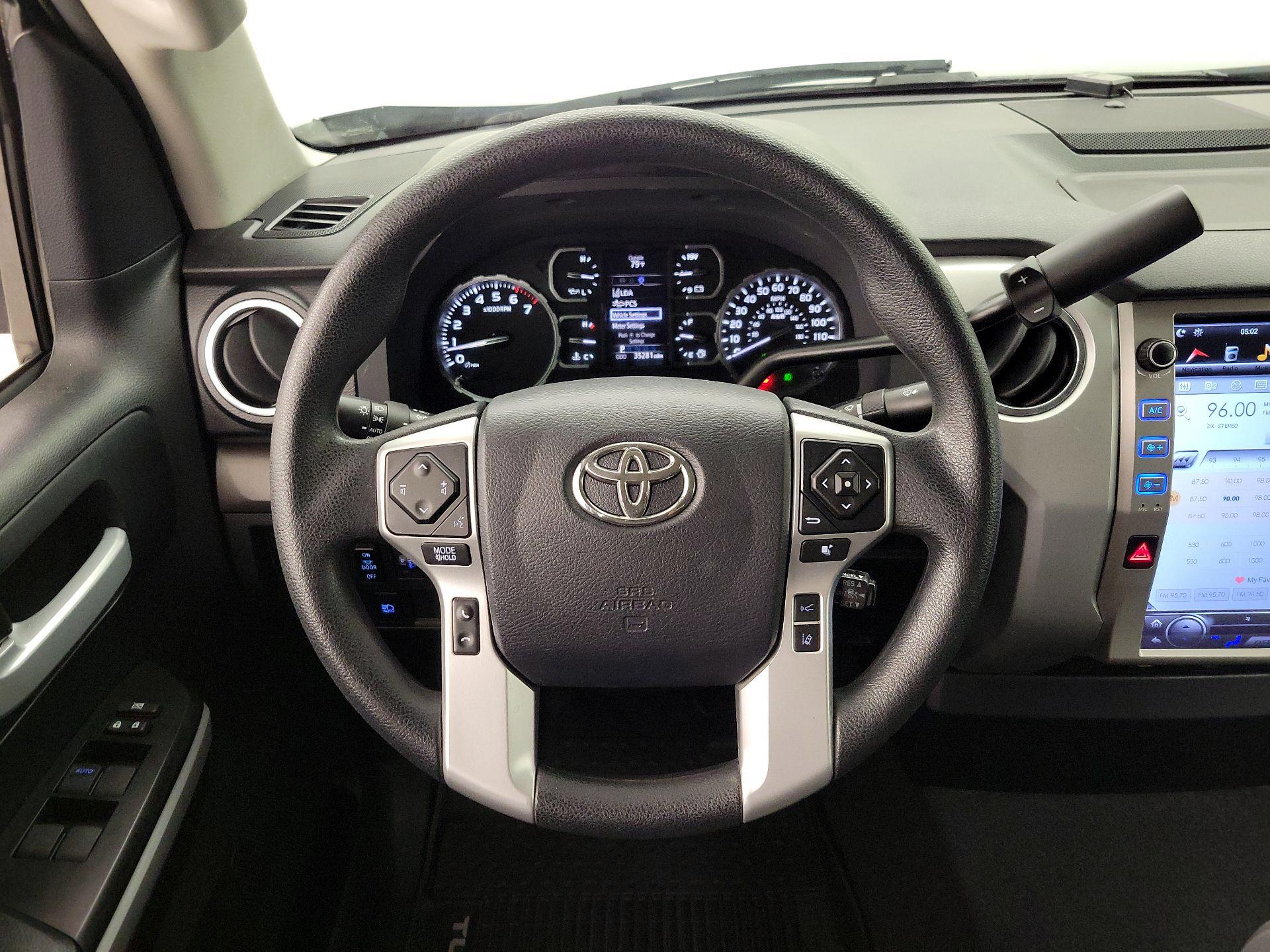 Thumbnail: 2018 Toyota Tundra - 10