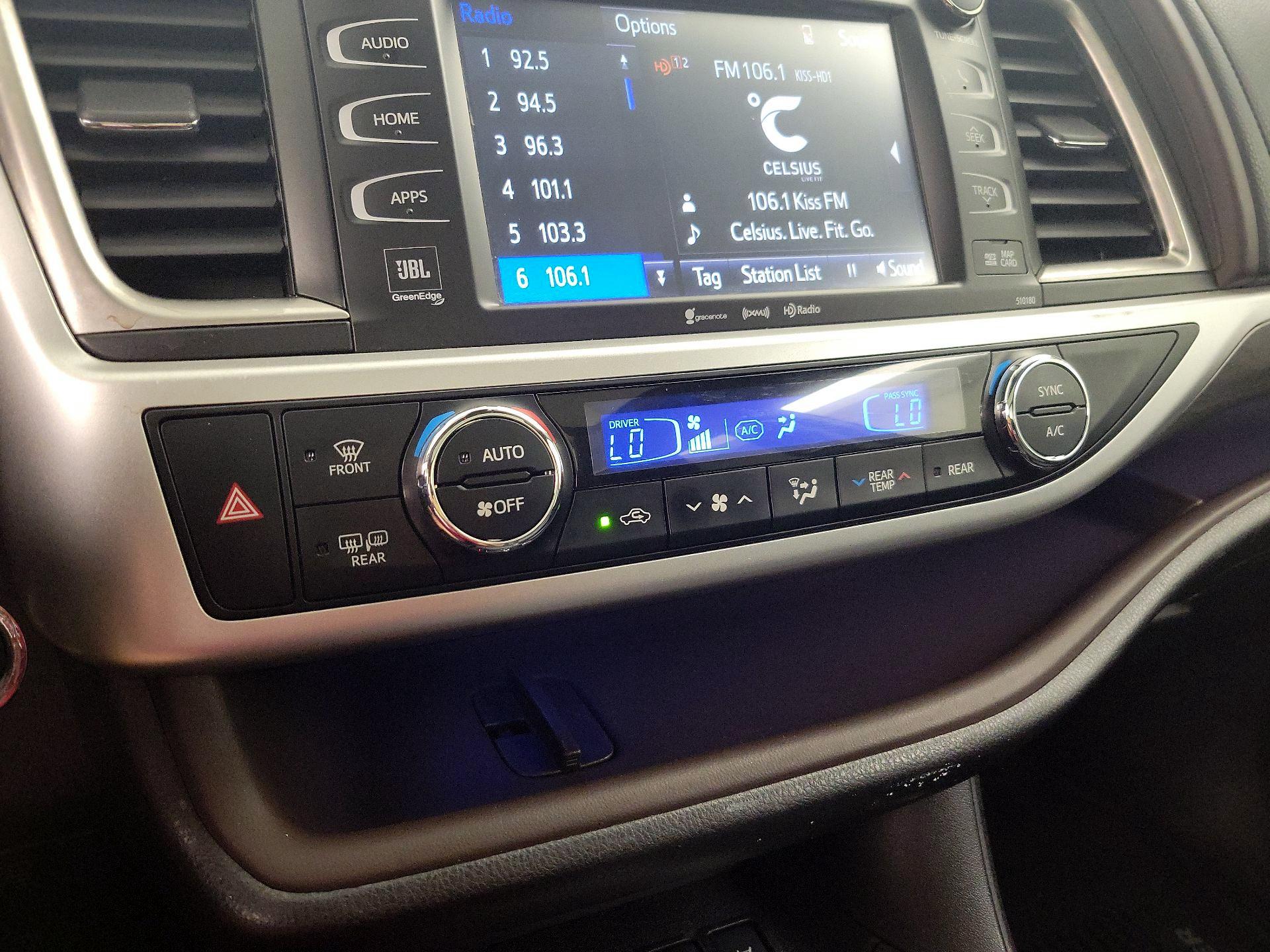 Thumbnail: 2017 Toyota Highlander - 17