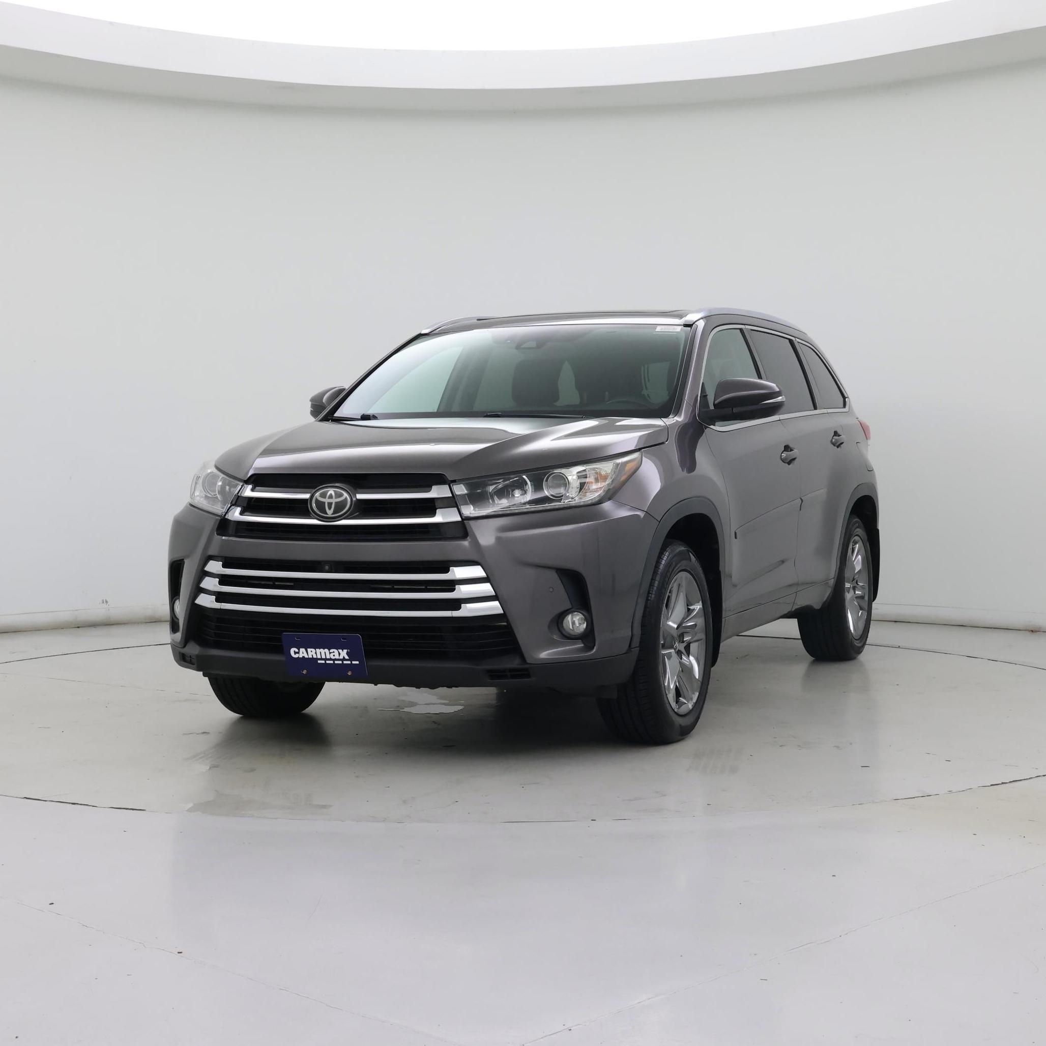 Thumbnail: 2017 Toyota Highlander - 4