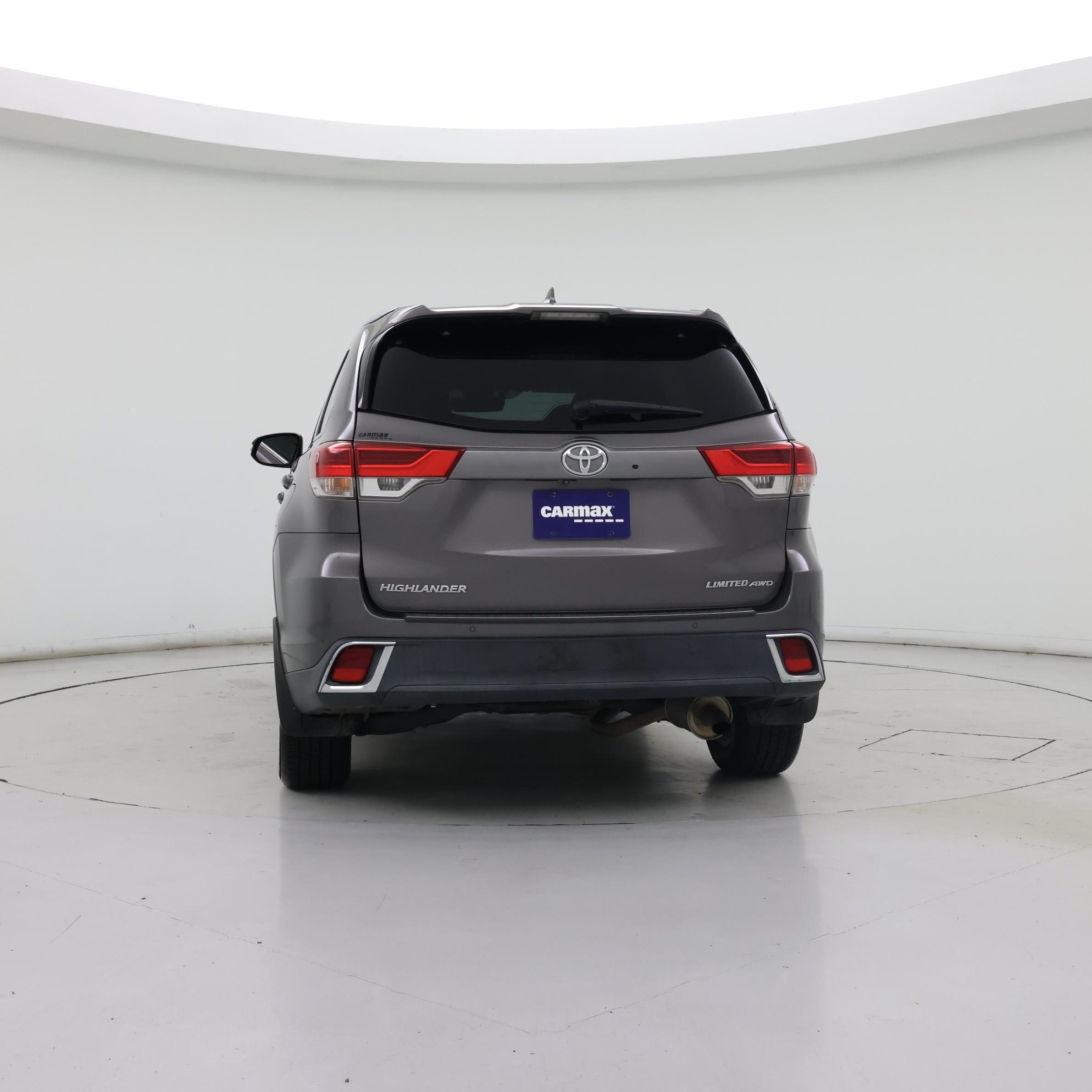 Thumbnail: 2017 Toyota Highlander - 6