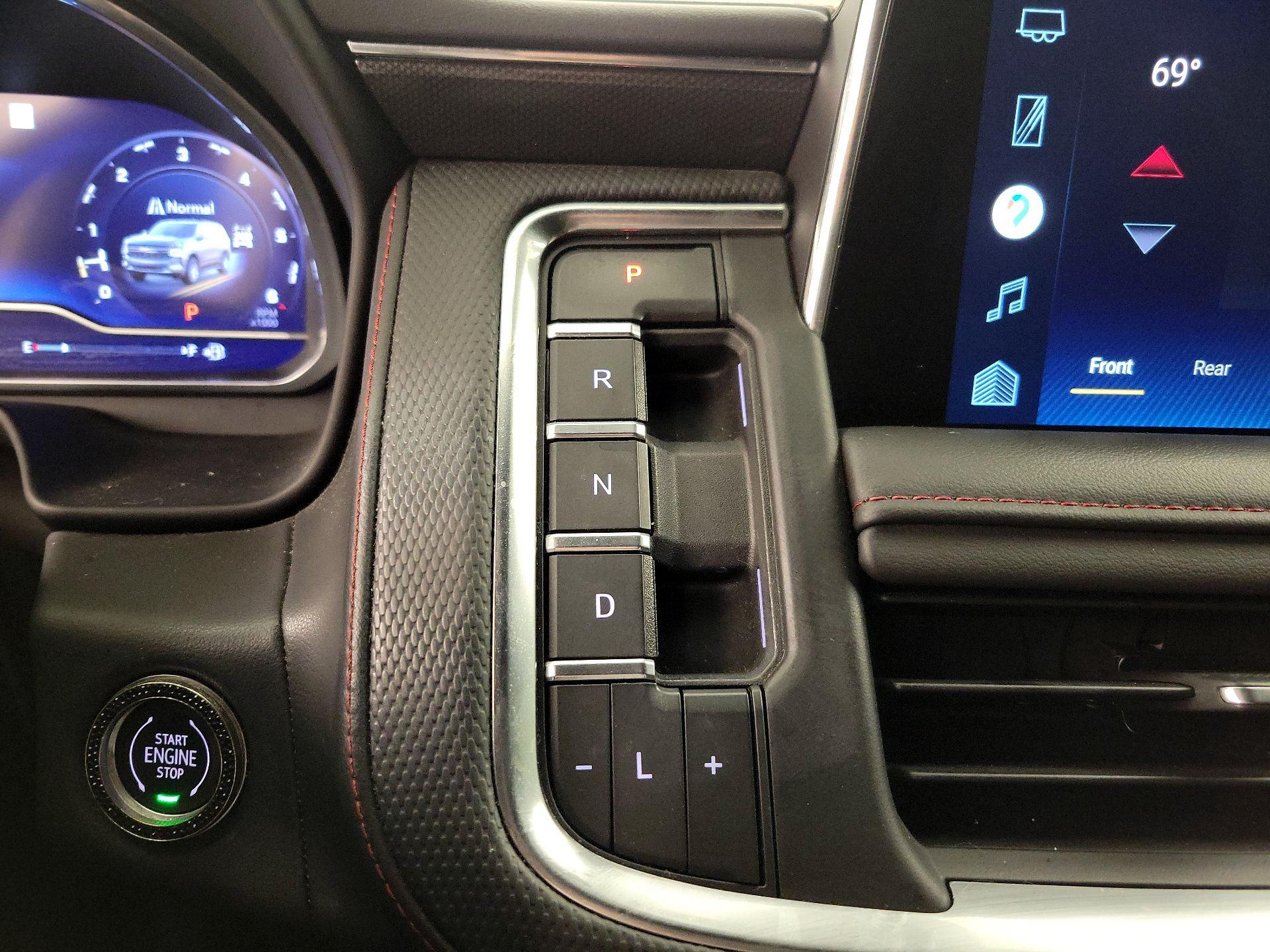 Thumbnail: 2022 Chevrolet Tahoe - 17