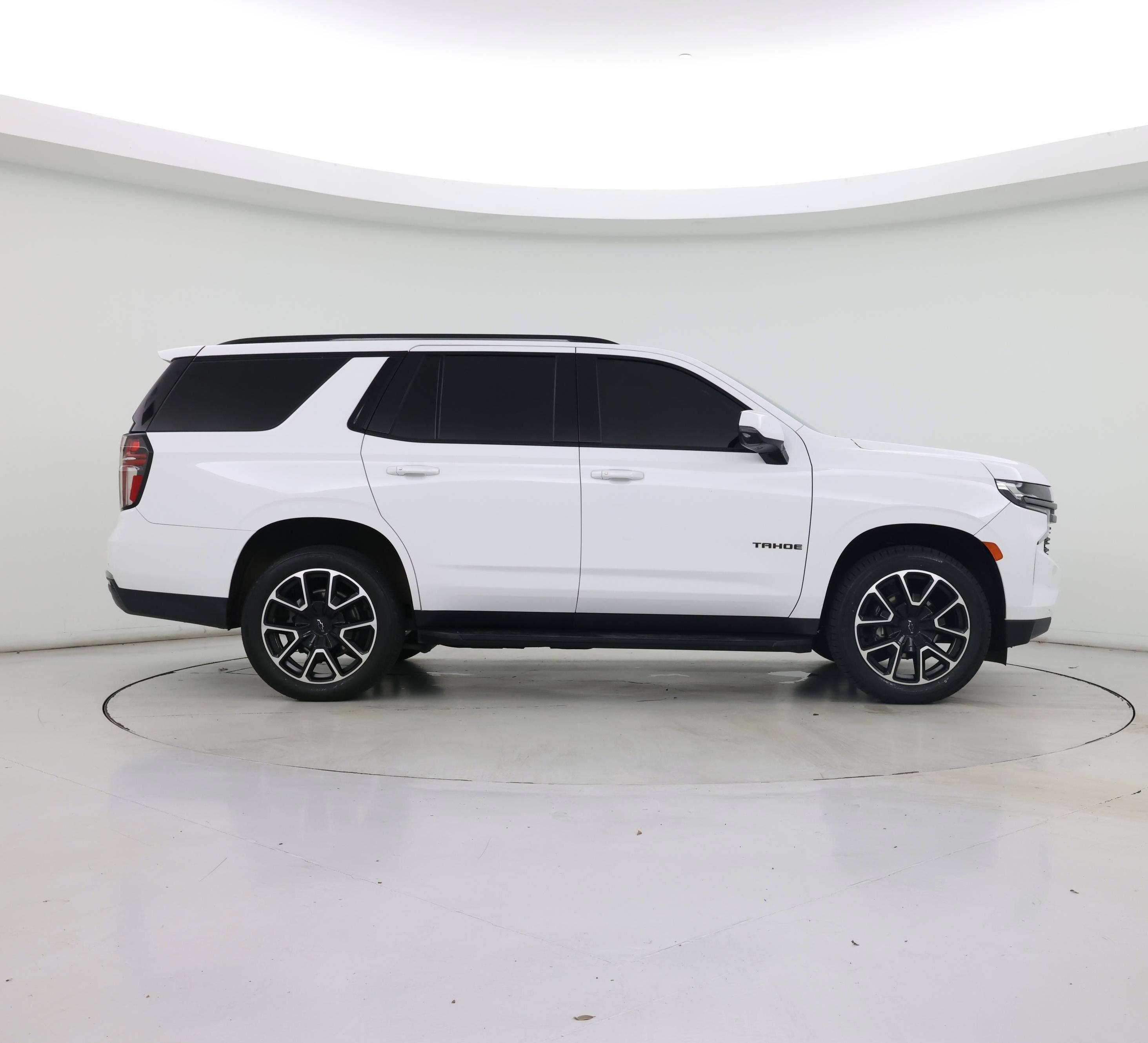 Thumbnail: 2022 Chevrolet Tahoe - 7