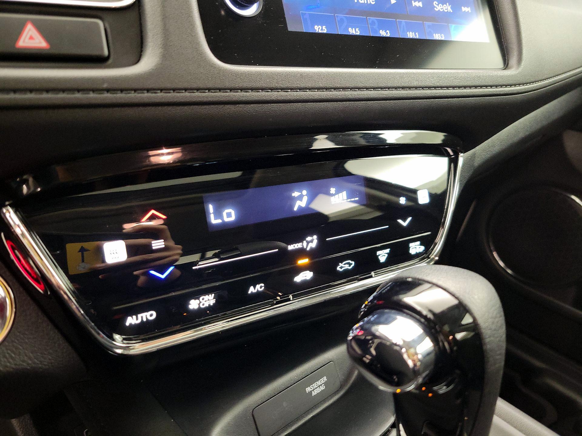 Thumbnail: 2022 Honda HR-V - 16
