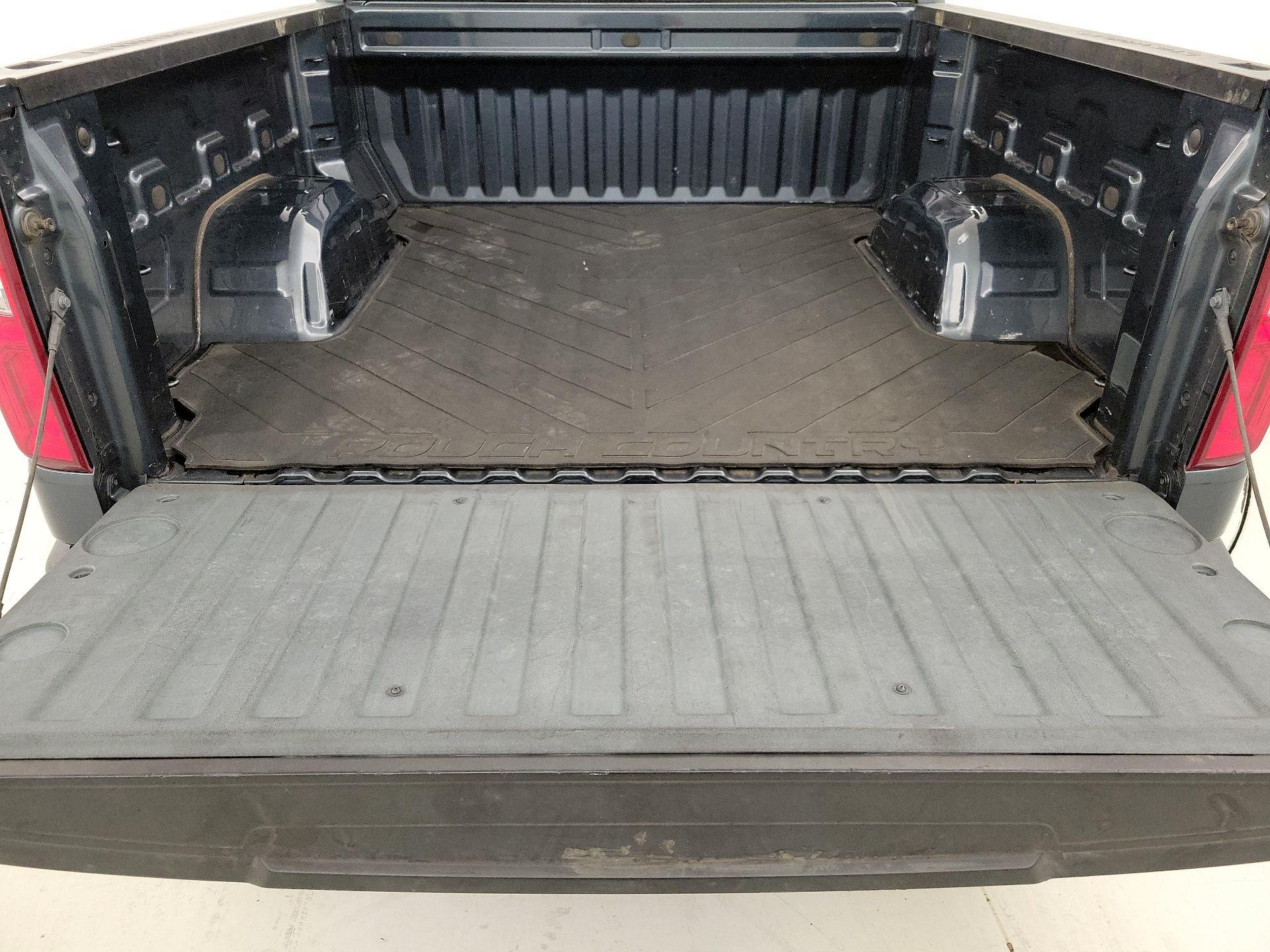 Thumbnail: 2020 Chevrolet Silverado 1500 - 20