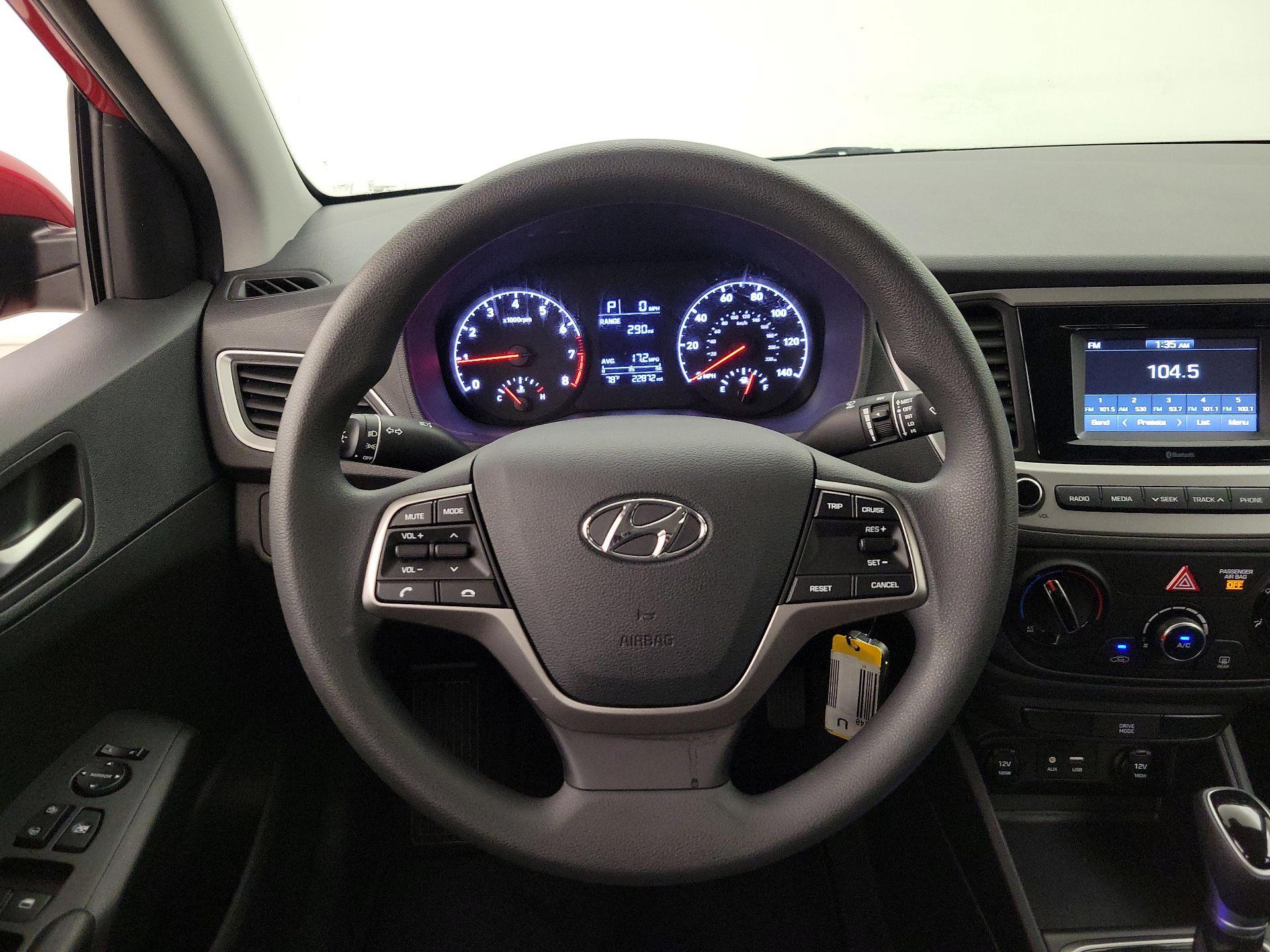 Thumbnail: 2021 Hyundai Accent - 10