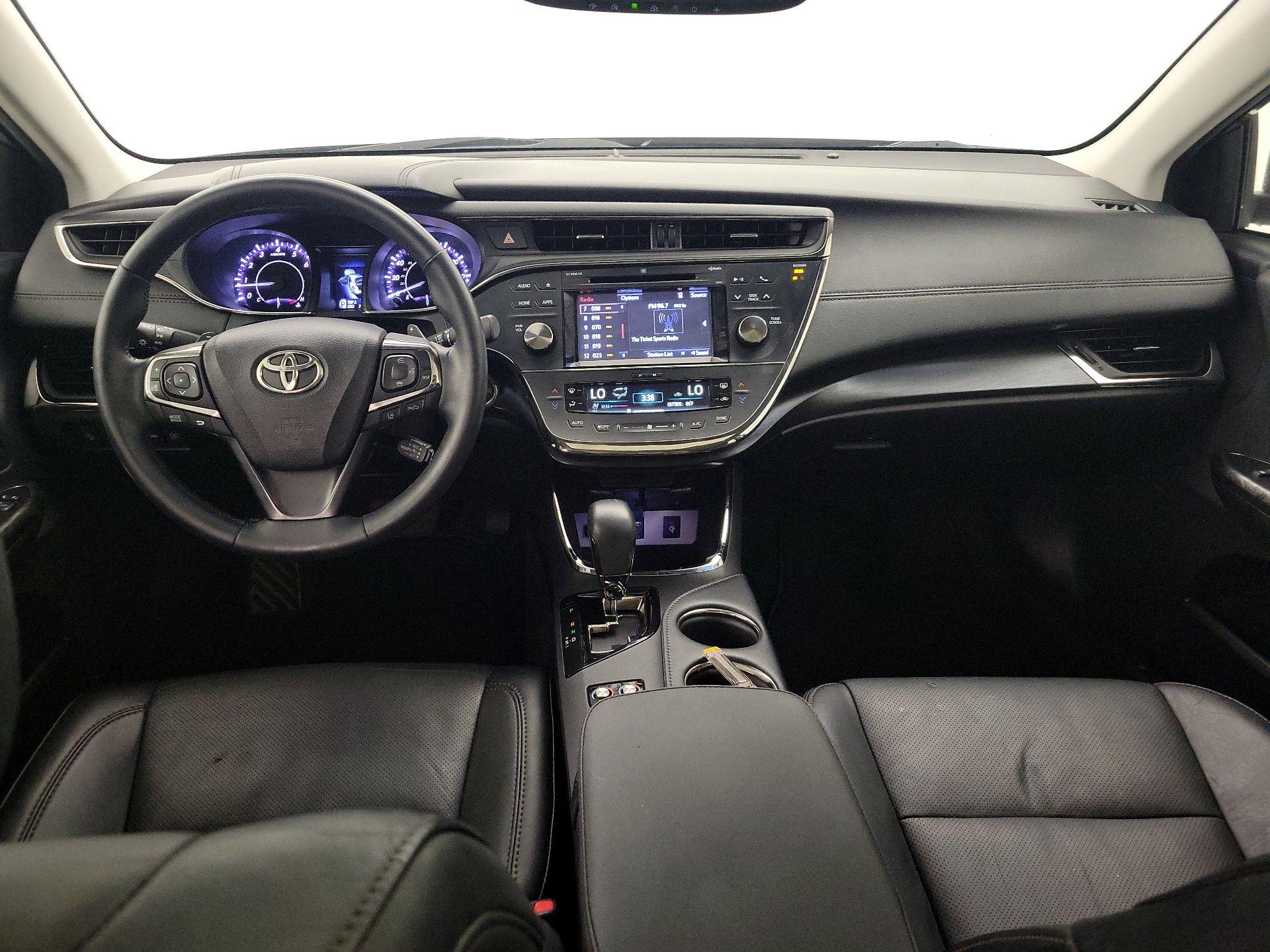 Thumbnail: 2017 Toyota Avalon - 9