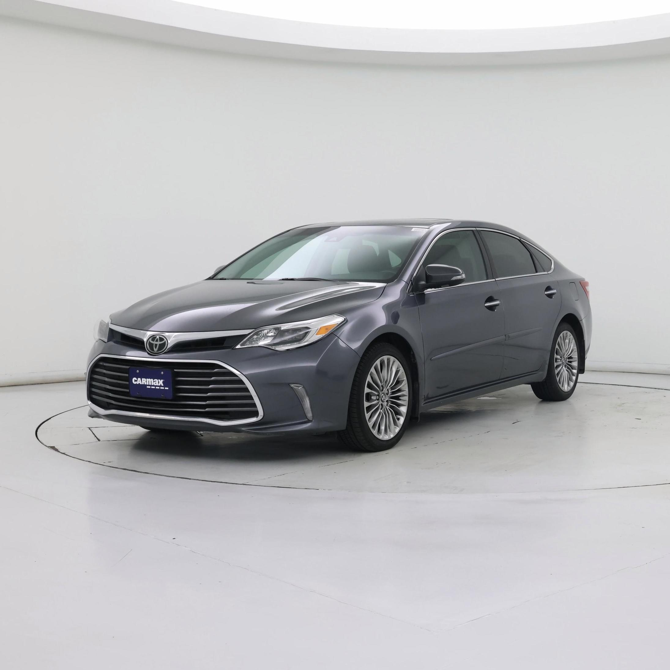Thumbnail: 2017 Toyota Avalon - 4