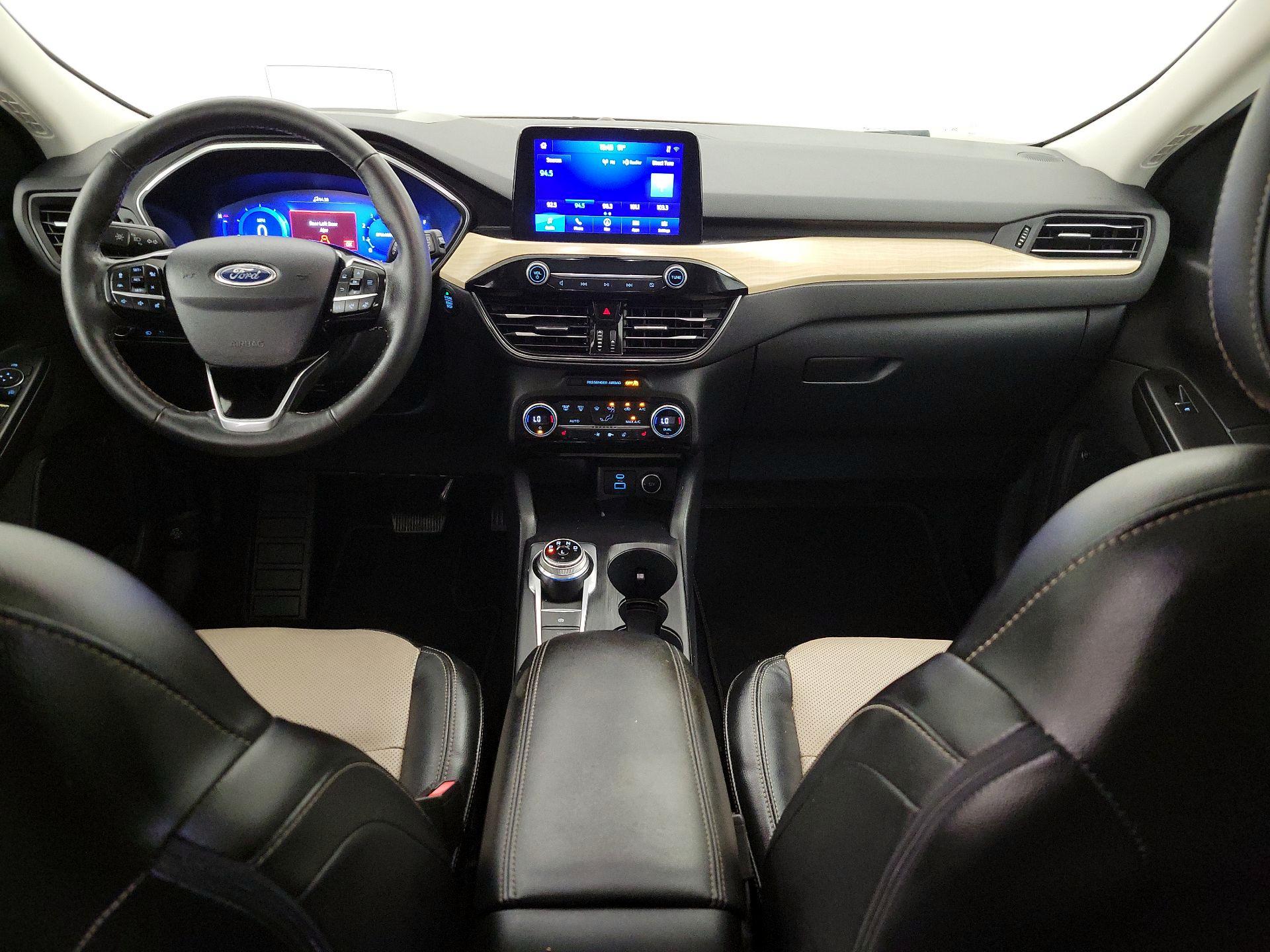 Thumbnail: 2021 Ford Escape - 9