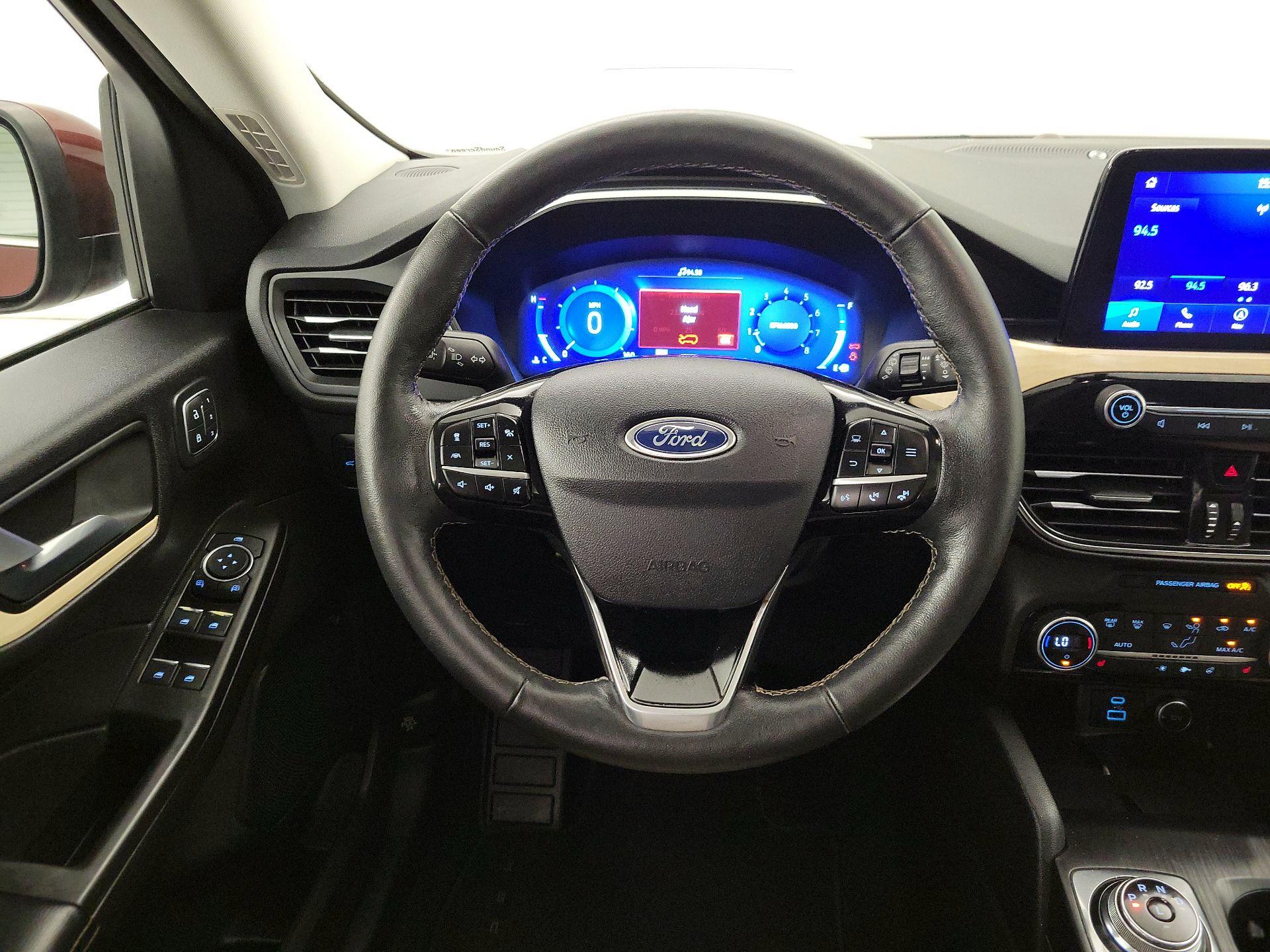 Thumbnail: 2021 Ford Escape - 10