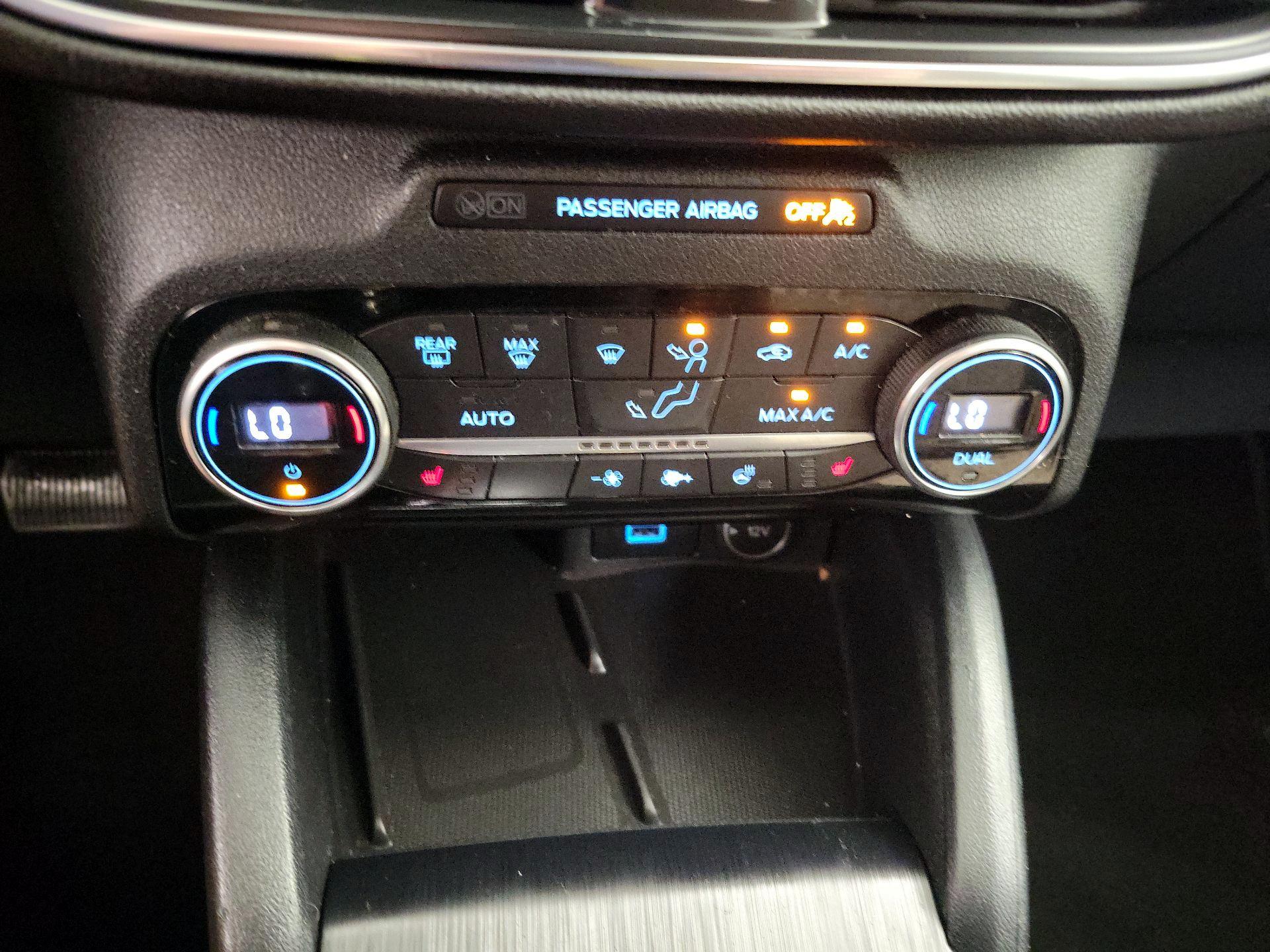 Thumbnail: 2021 Ford Escape - 16