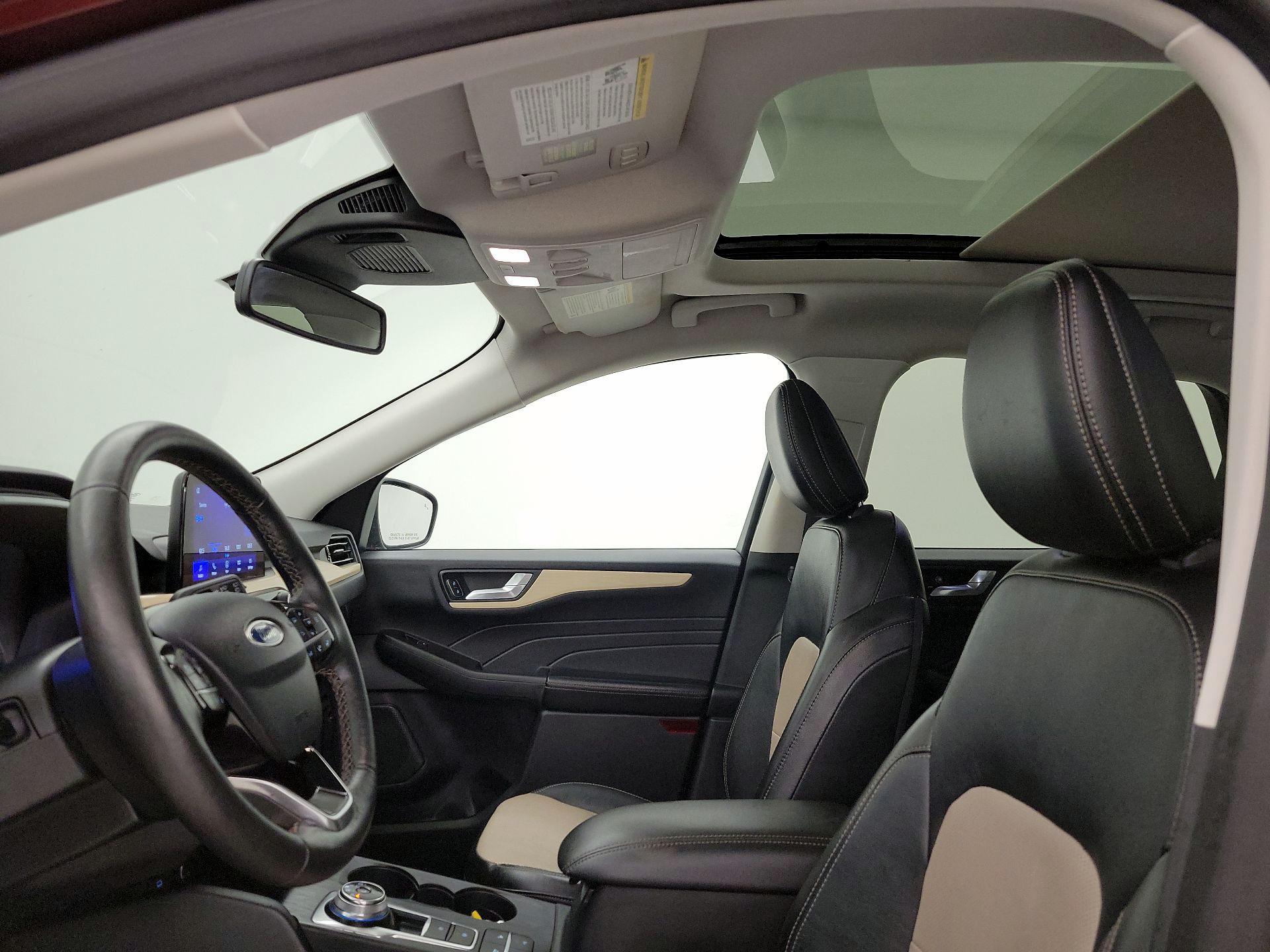 Thumbnail: 2021 Ford Escape - 18