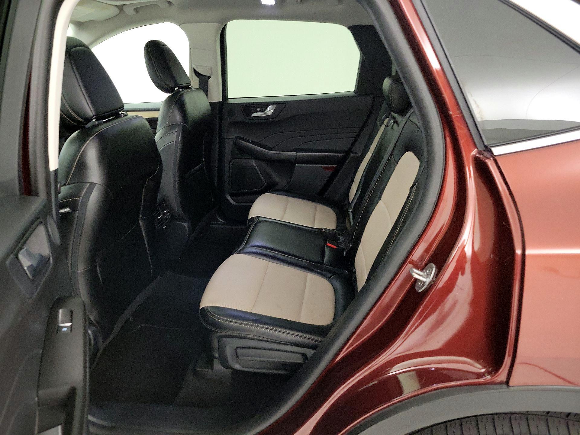 Thumbnail: 2021 Ford Escape - 19