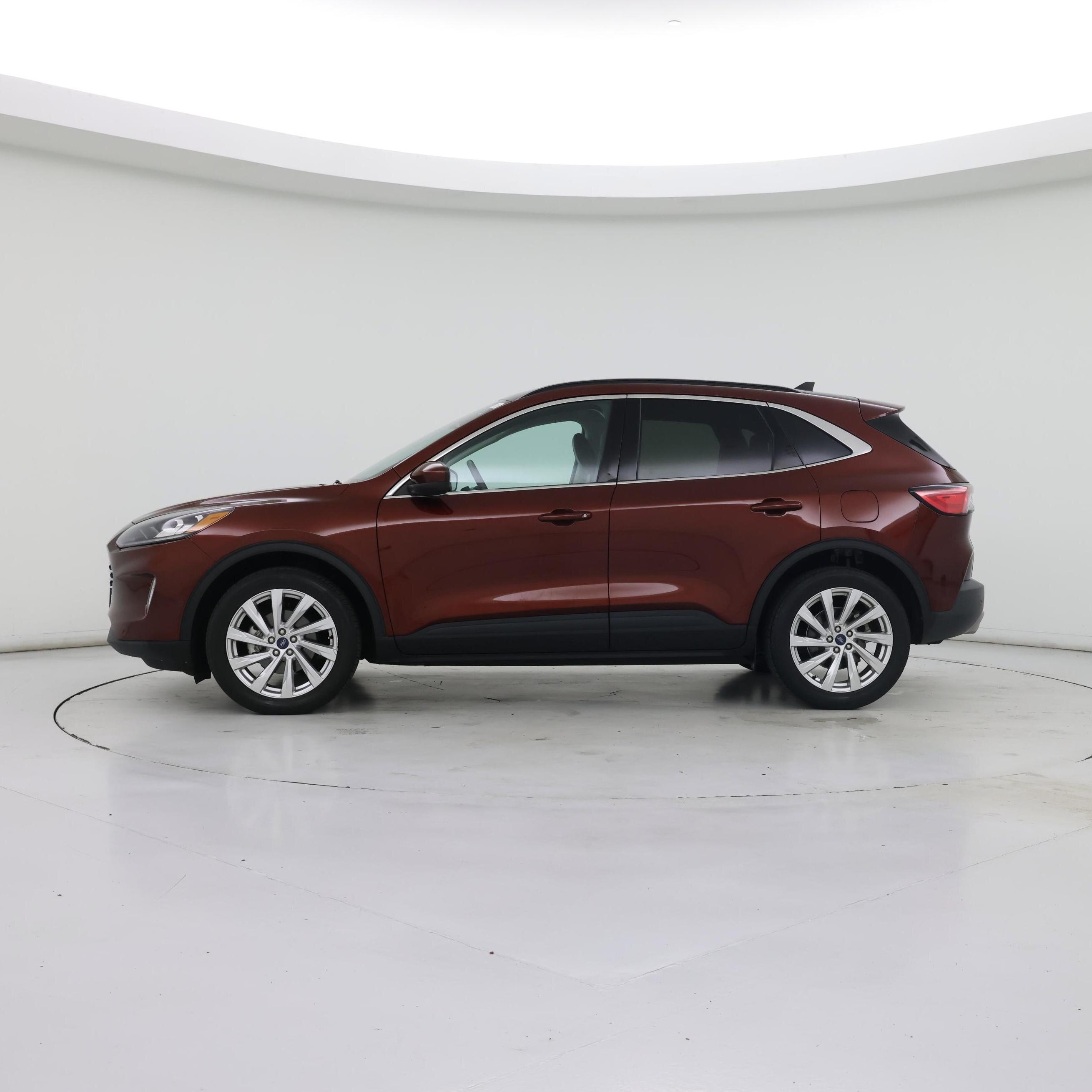 Thumbnail: 2021 Ford Escape - 3
